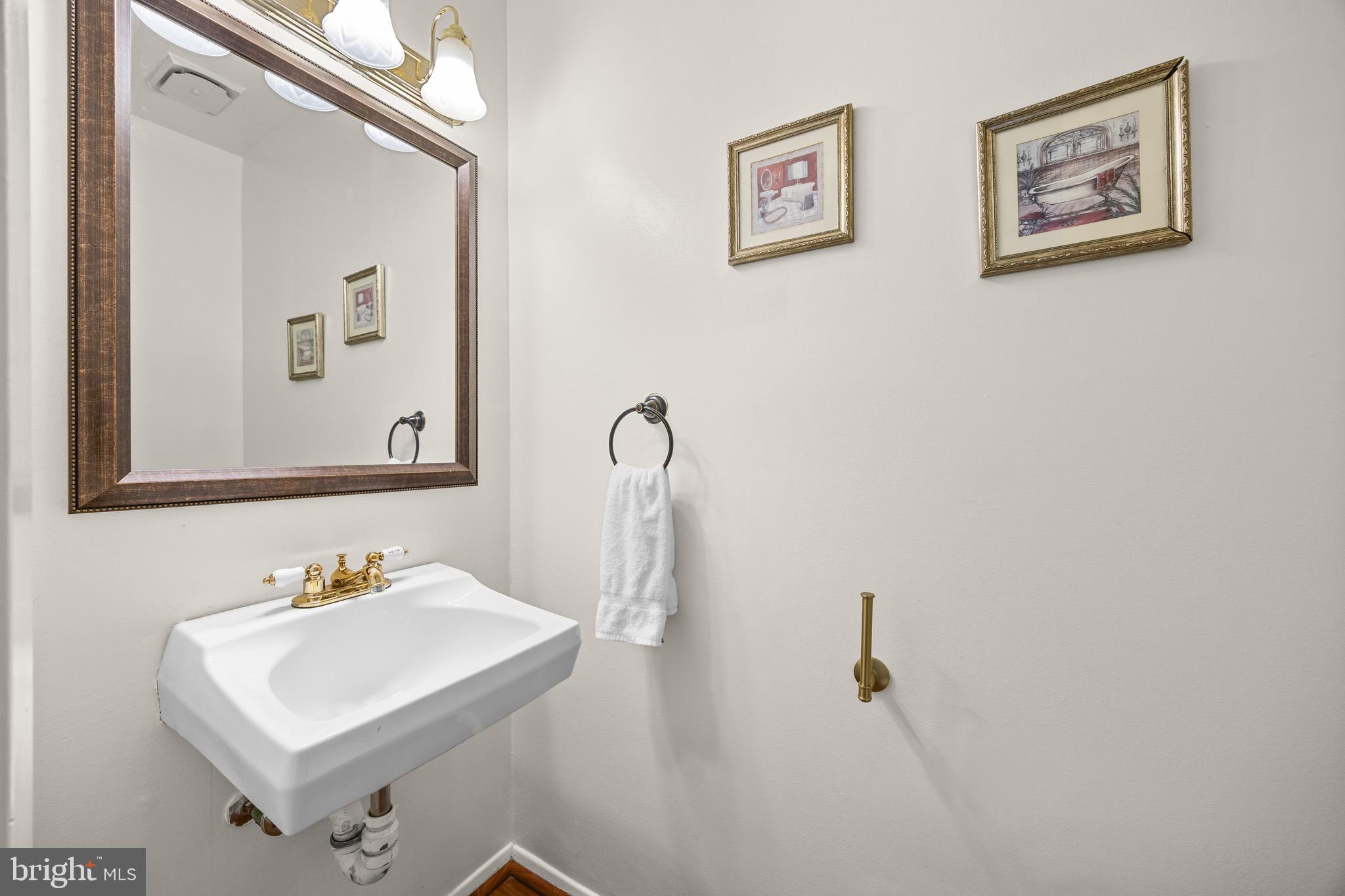 VILLAGE OAKS - Residential