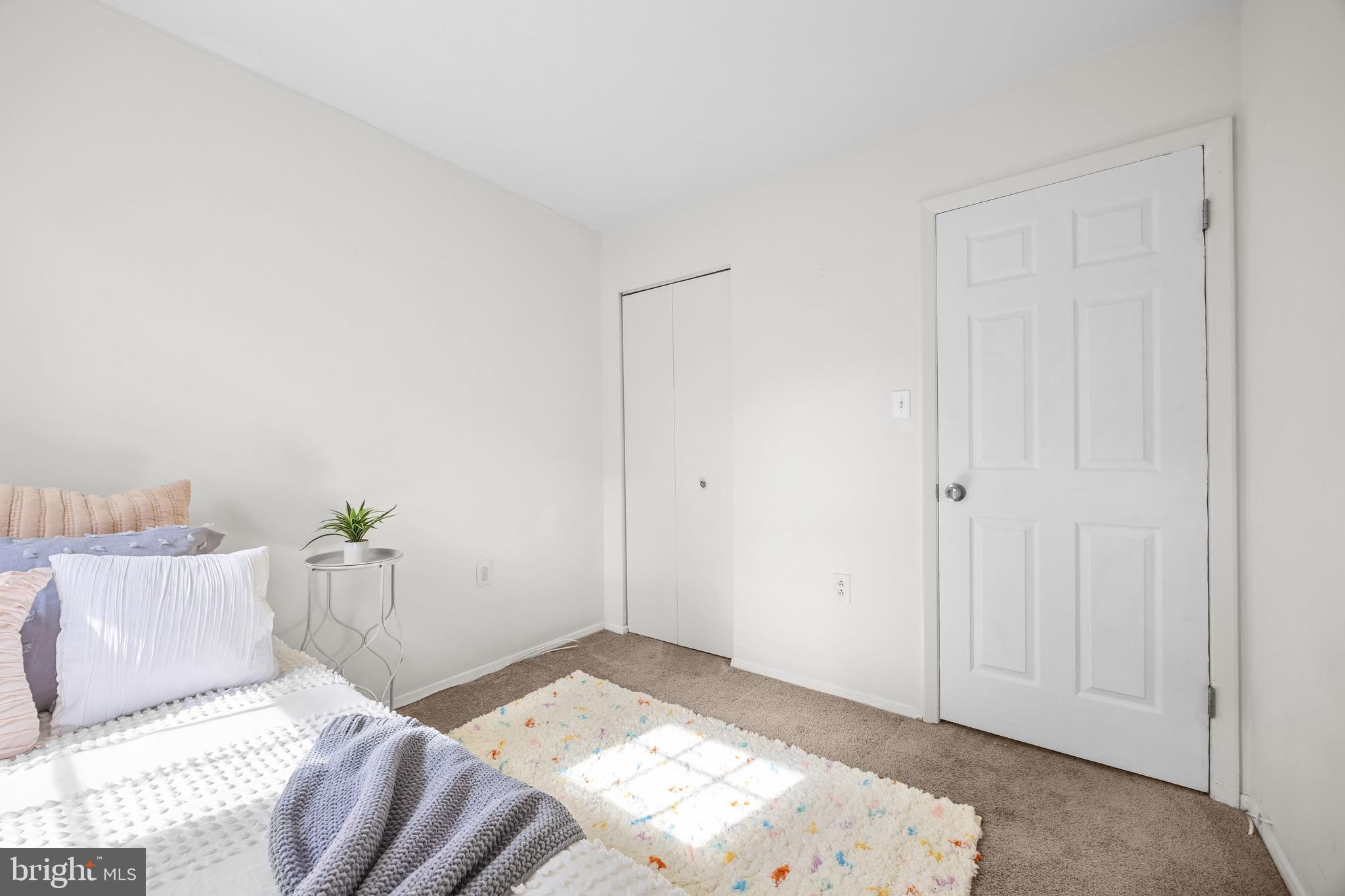 VILLAGE OAKS - Residential