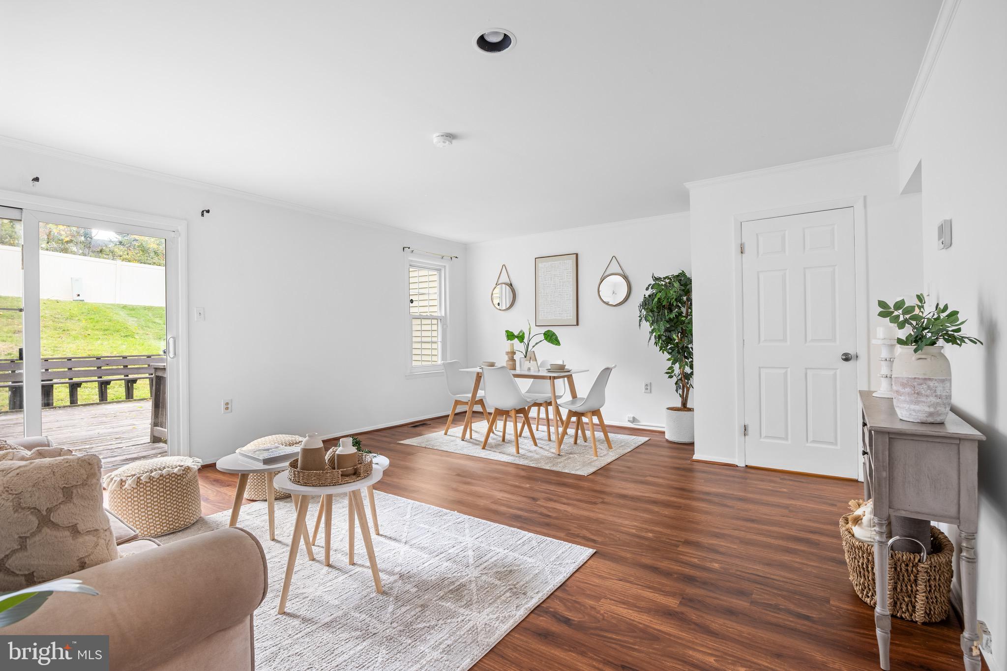 VILLAGE OAKS - Residential