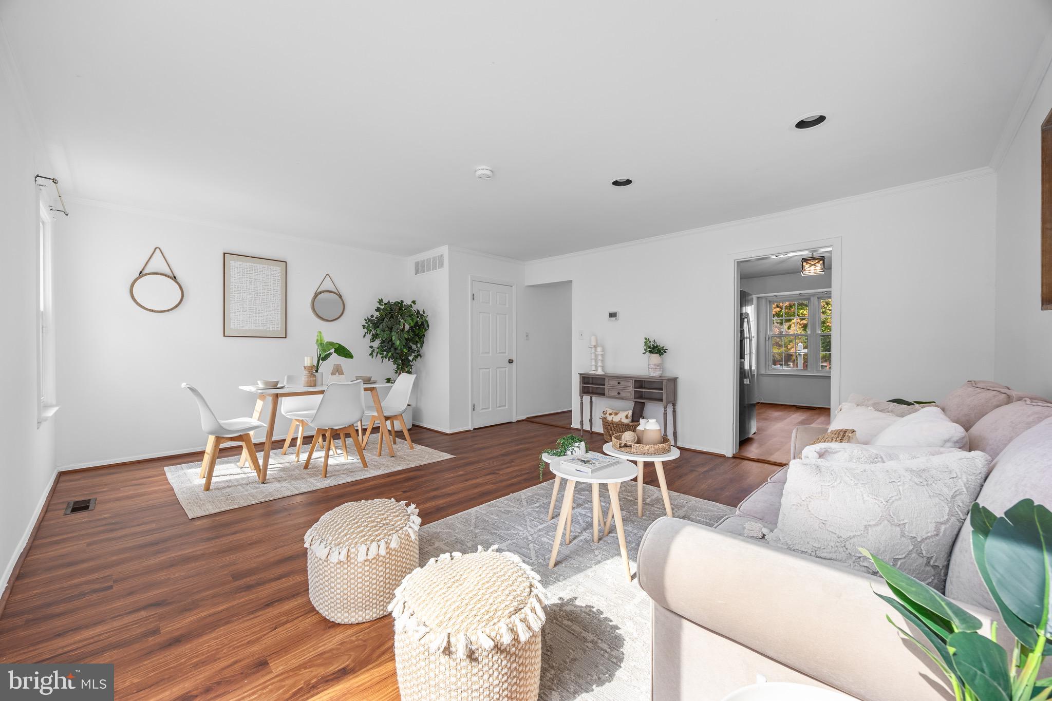 VILLAGE OAKS - Residential