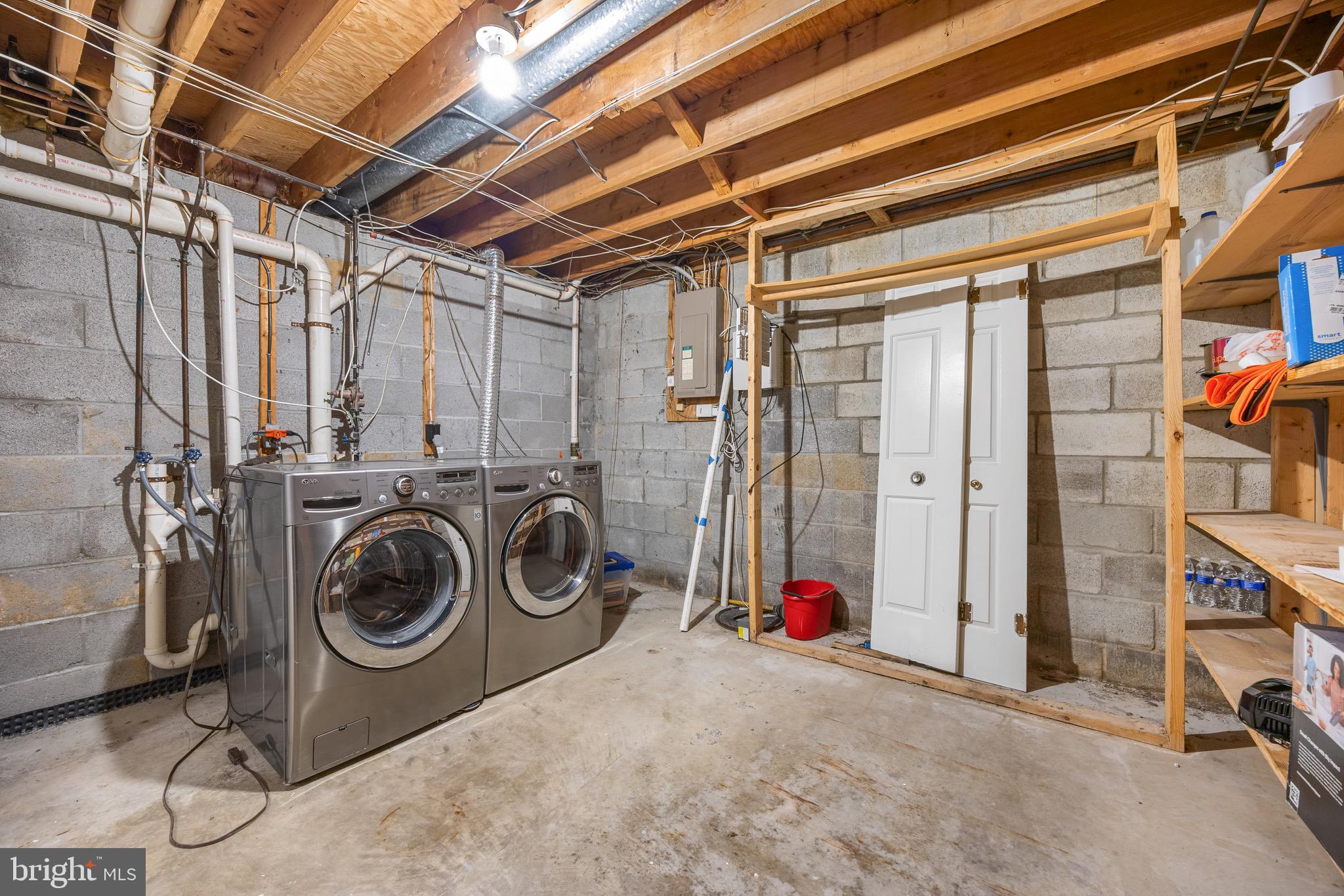 VILLAGE OAKS - Residential