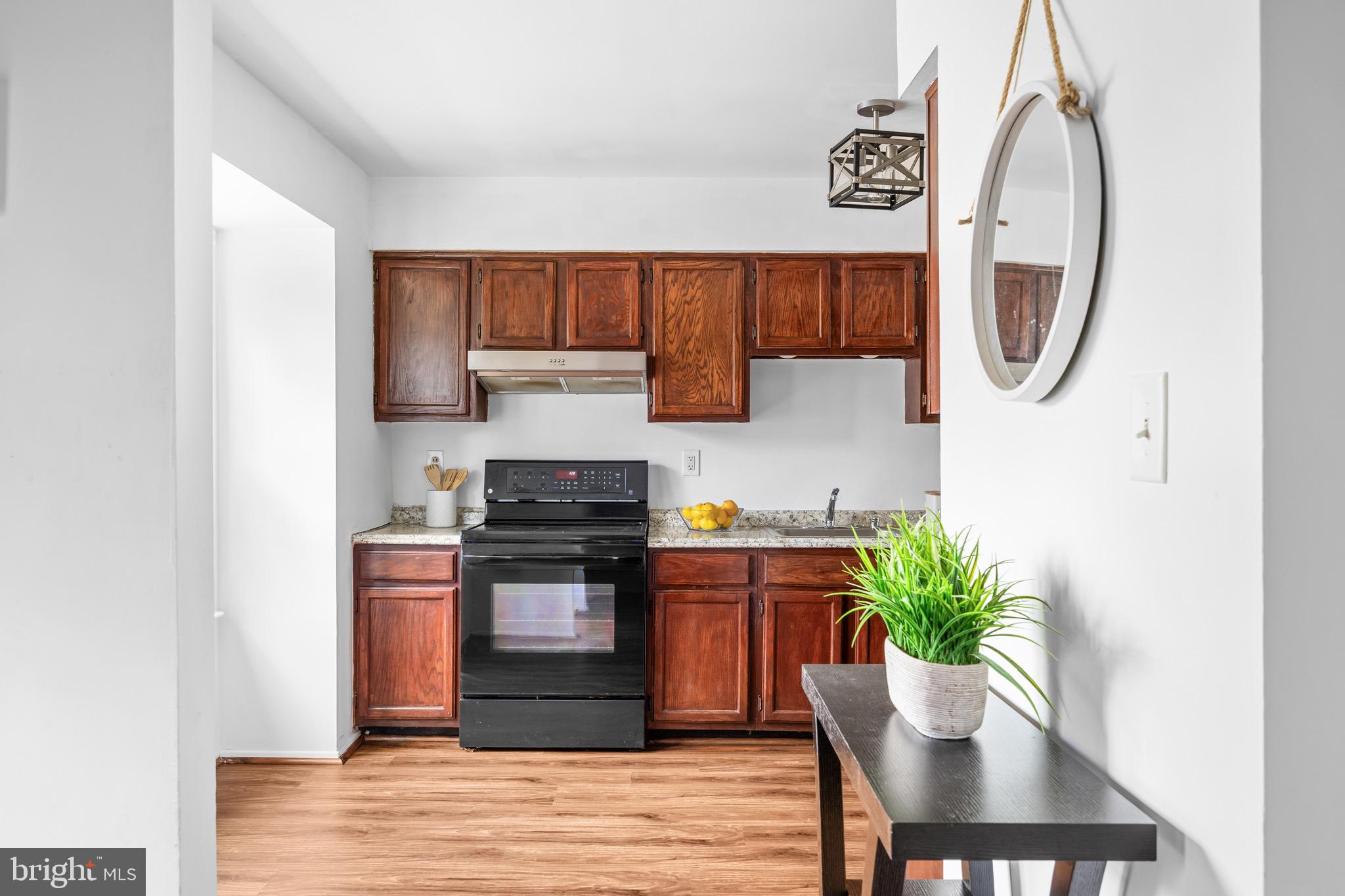 VILLAGE OAKS - Residential