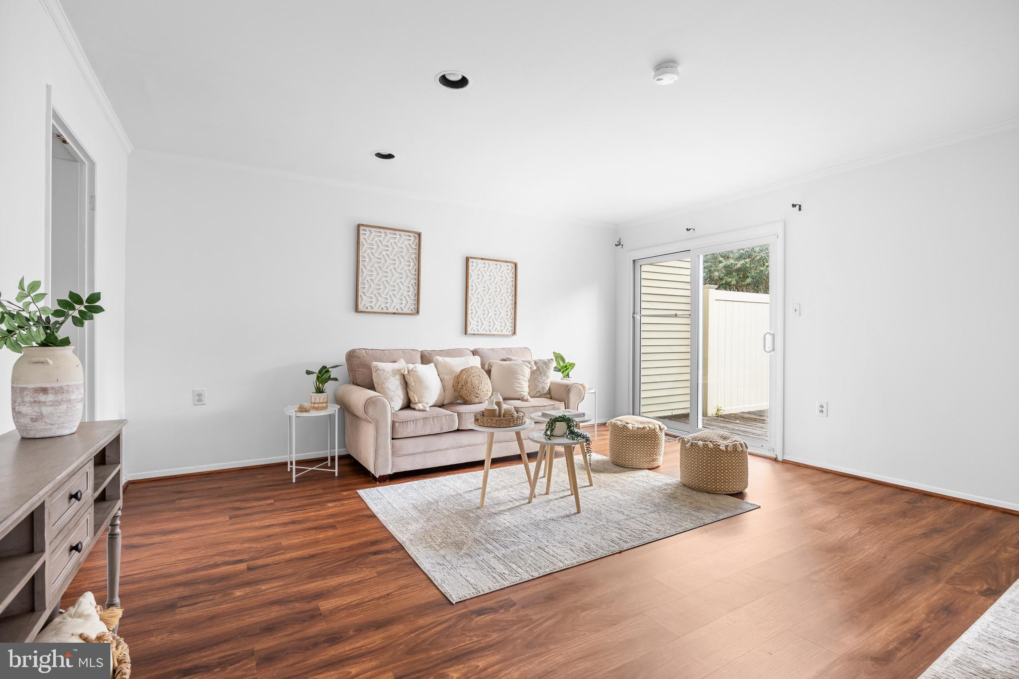 VILLAGE OAKS - Residential