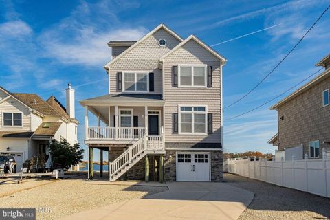 Homes For Sale - 7 Travelers Way<br/> Ocean County, BAYVILLE, NJ 08721