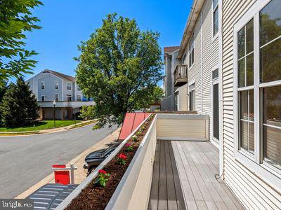 ASHBURN VILLAGE - Residential Lease