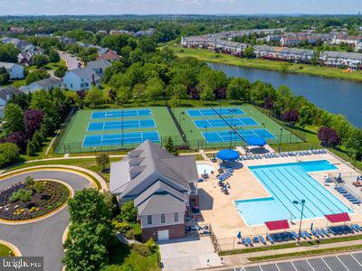 ASHBURN VILLAGE - Residential Lease