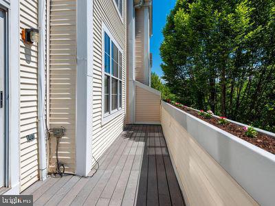 ASHBURN VILLAGE - Residential Lease