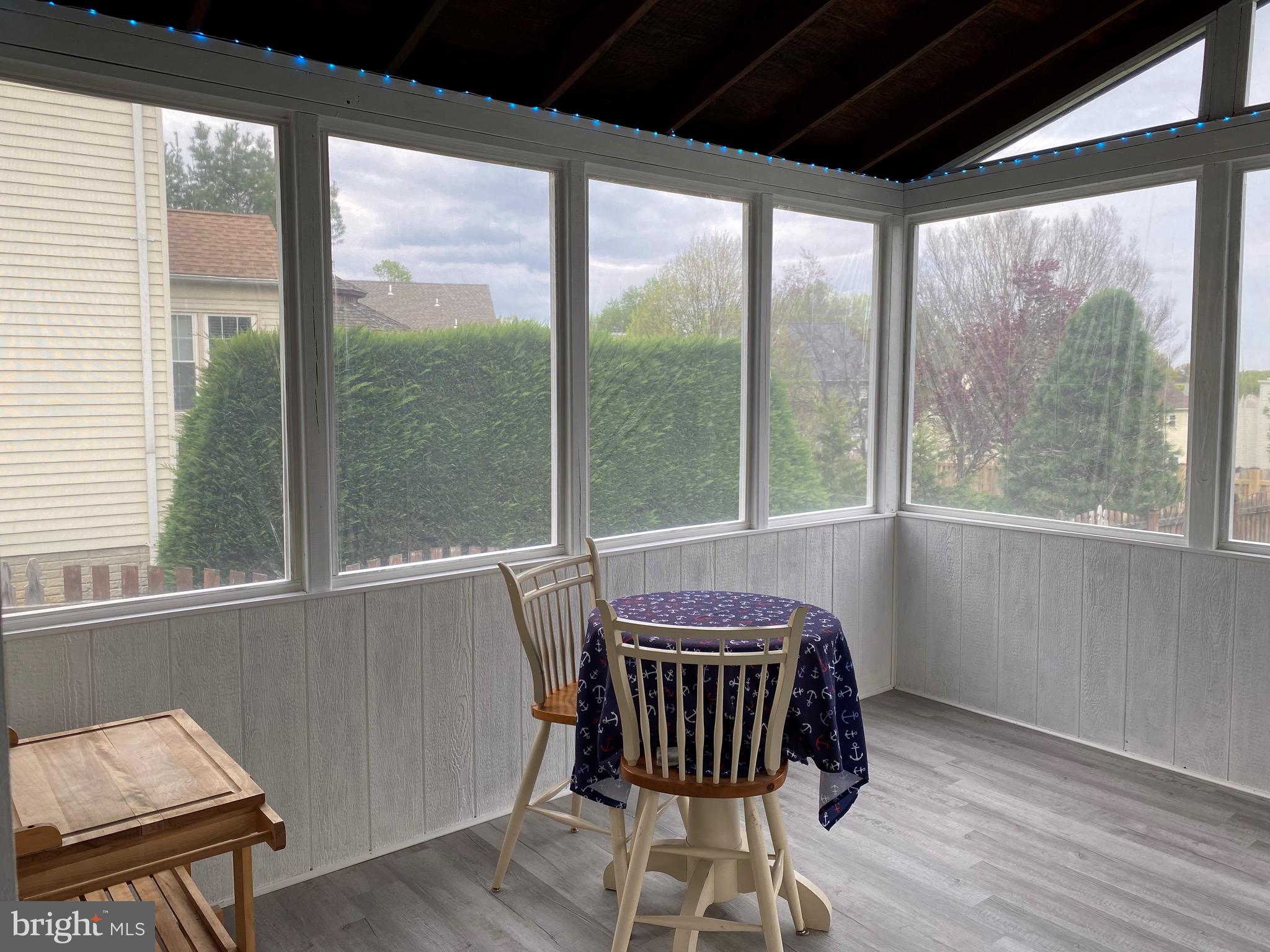 COURTS OF FOUR SEASONS - Residential