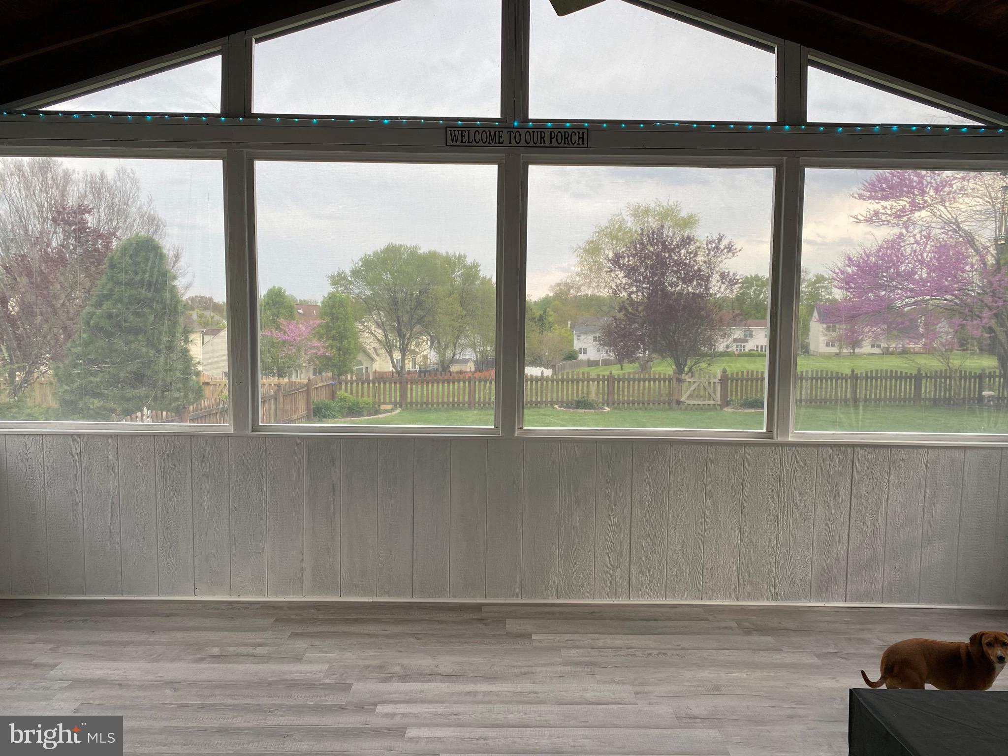 COURTS OF FOUR SEASONS - Residential