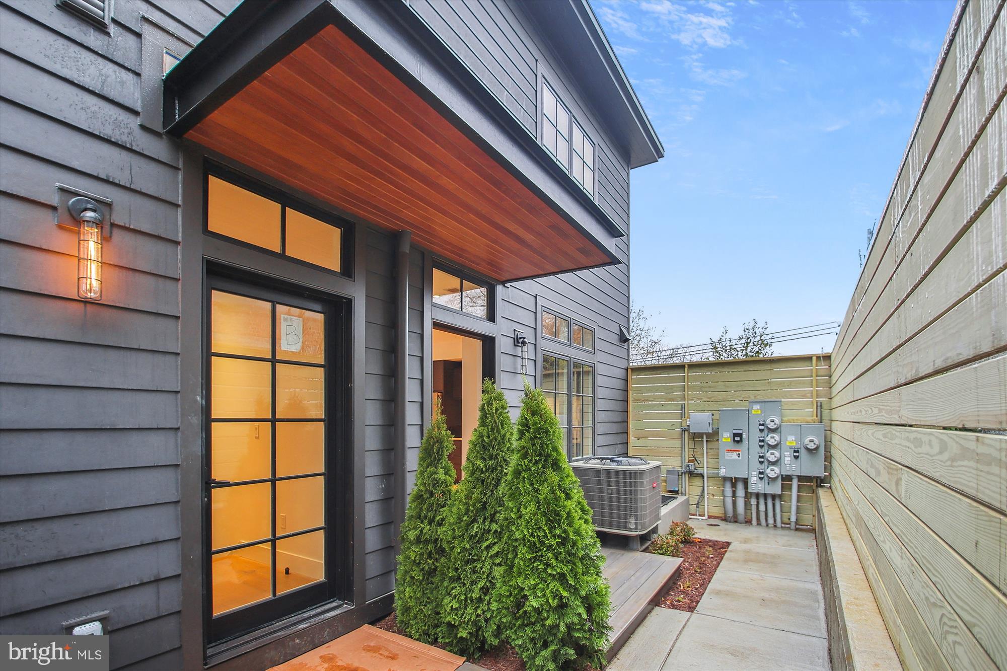 WEST ANNAPOLIS - Residential Lease