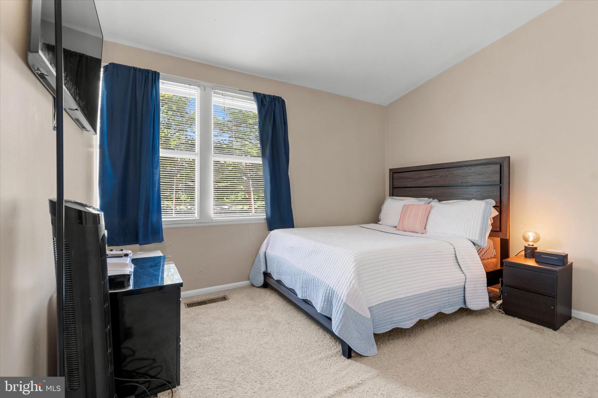 FAIRFAX HERITAGE - Residential