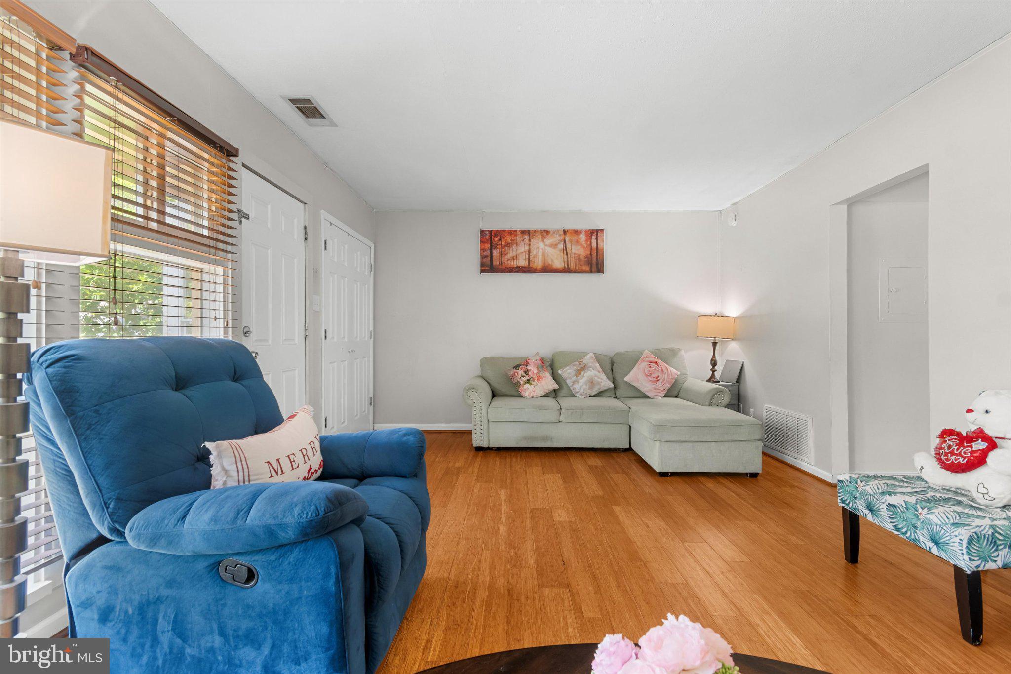 FAIRFAX HERITAGE - Residential