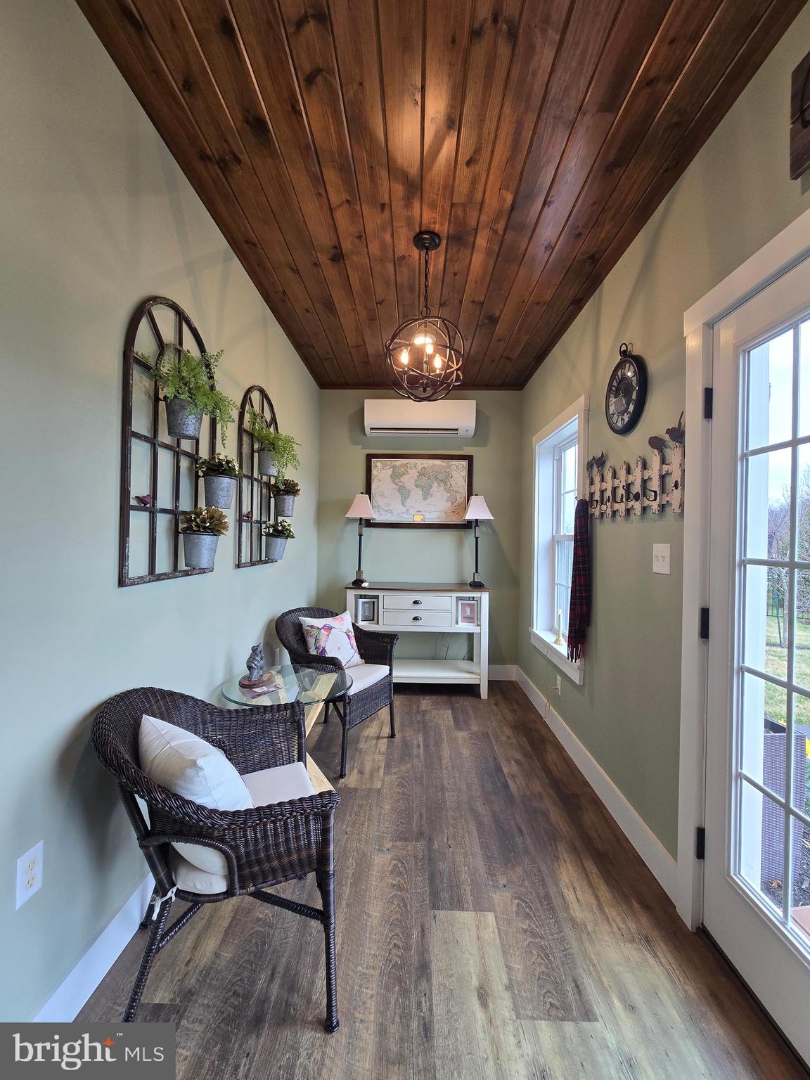 PARKVIEW @ BOILING SPRING - Residential