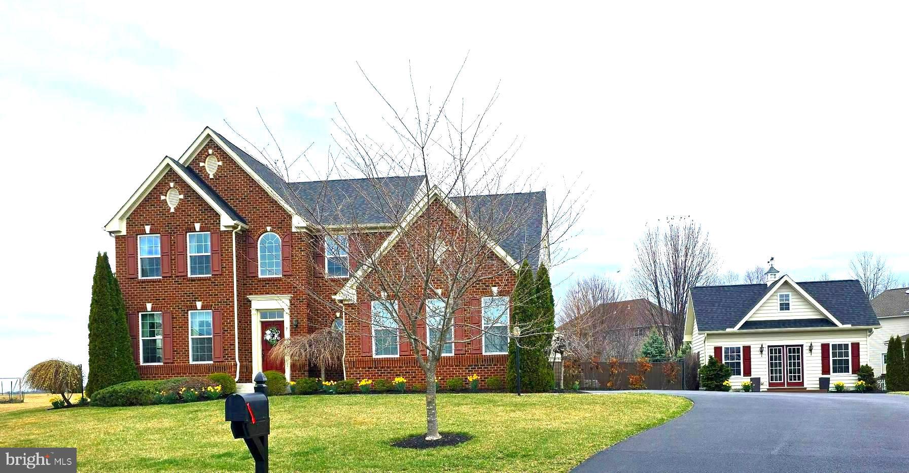 PARKVIEW @ BOILING SPRING - Residential