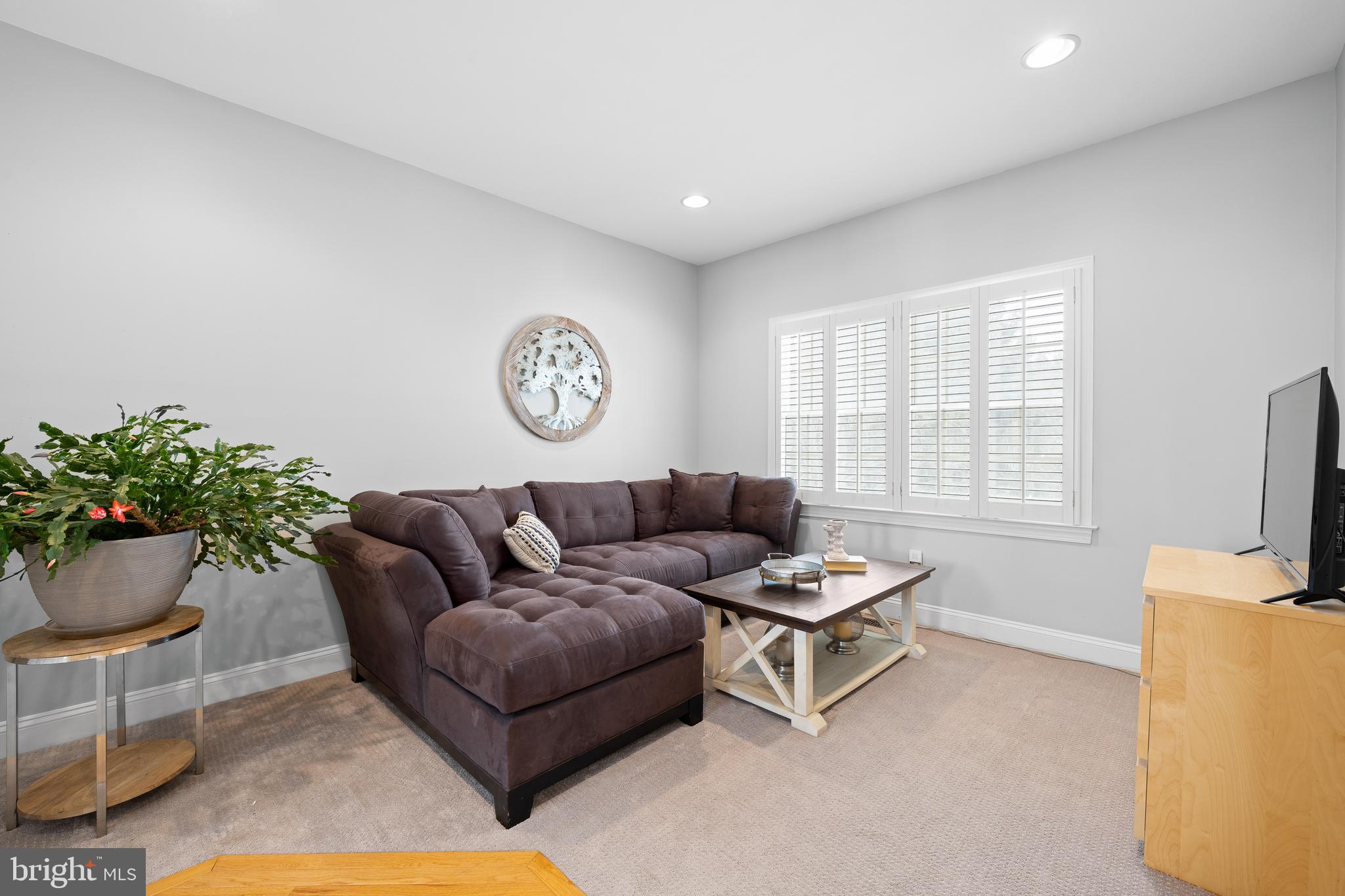 VALLEY FORGE WOODS - Residential