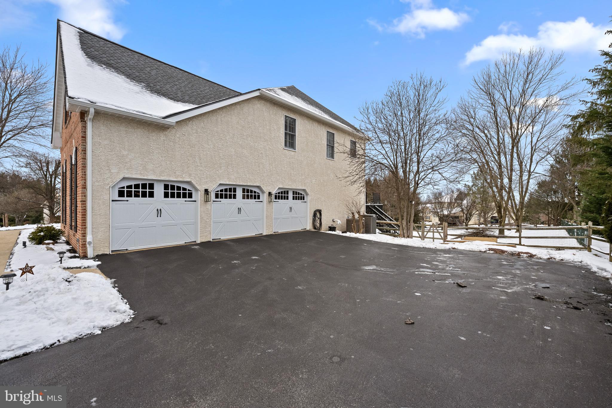 VALLEY FORGE WOODS - Residential