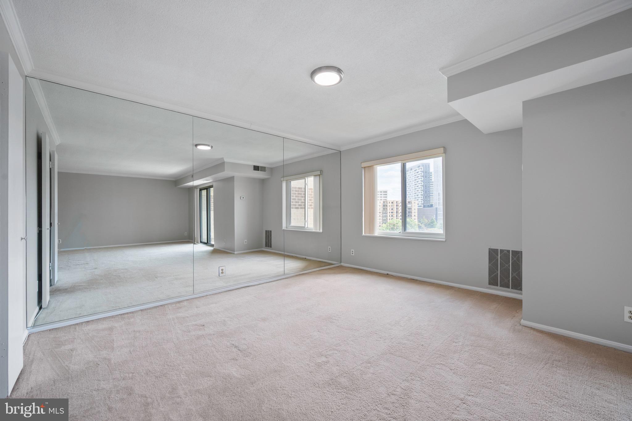 ROTONDA - Residential