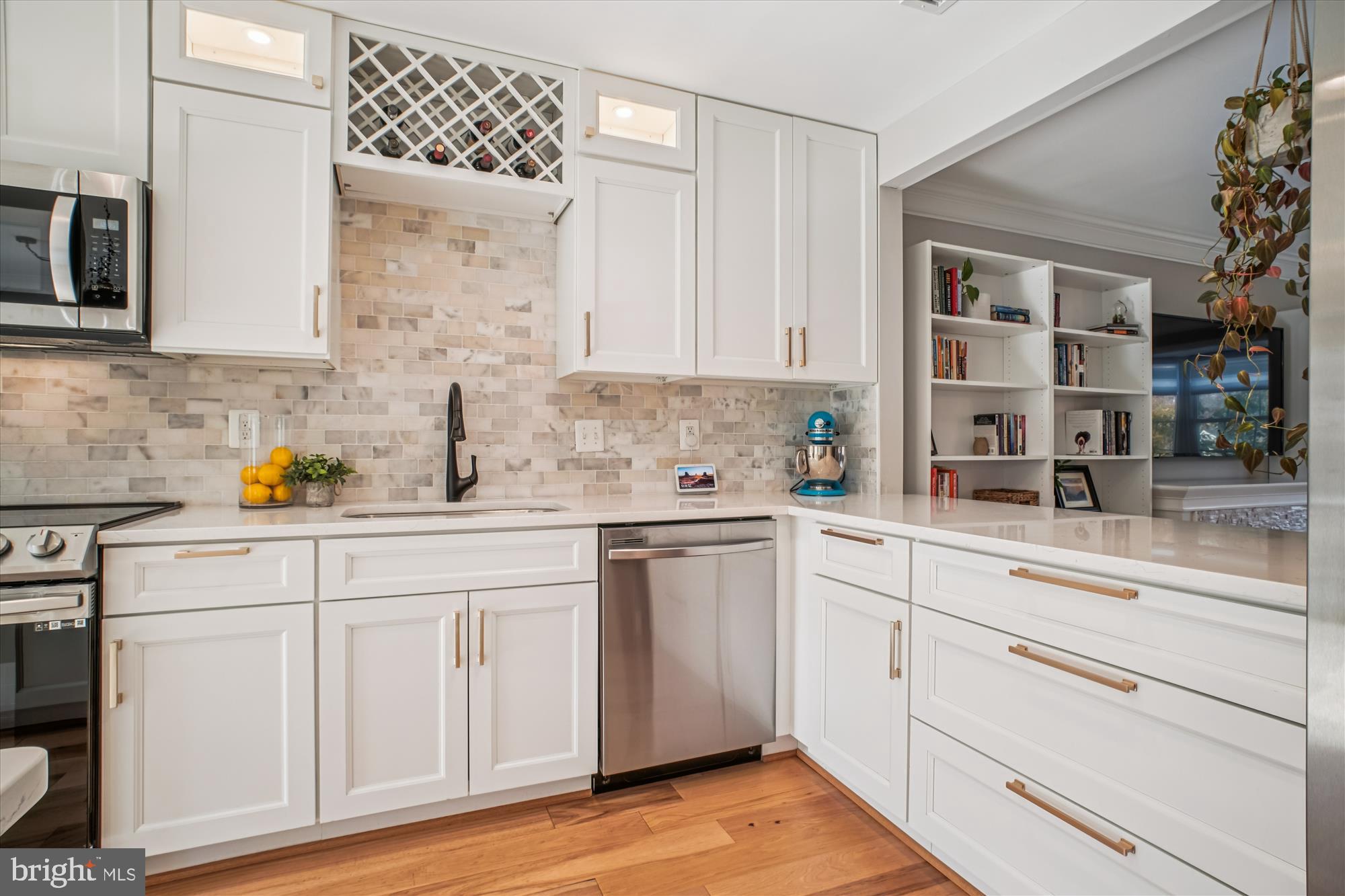 SULLY STATION - Residential