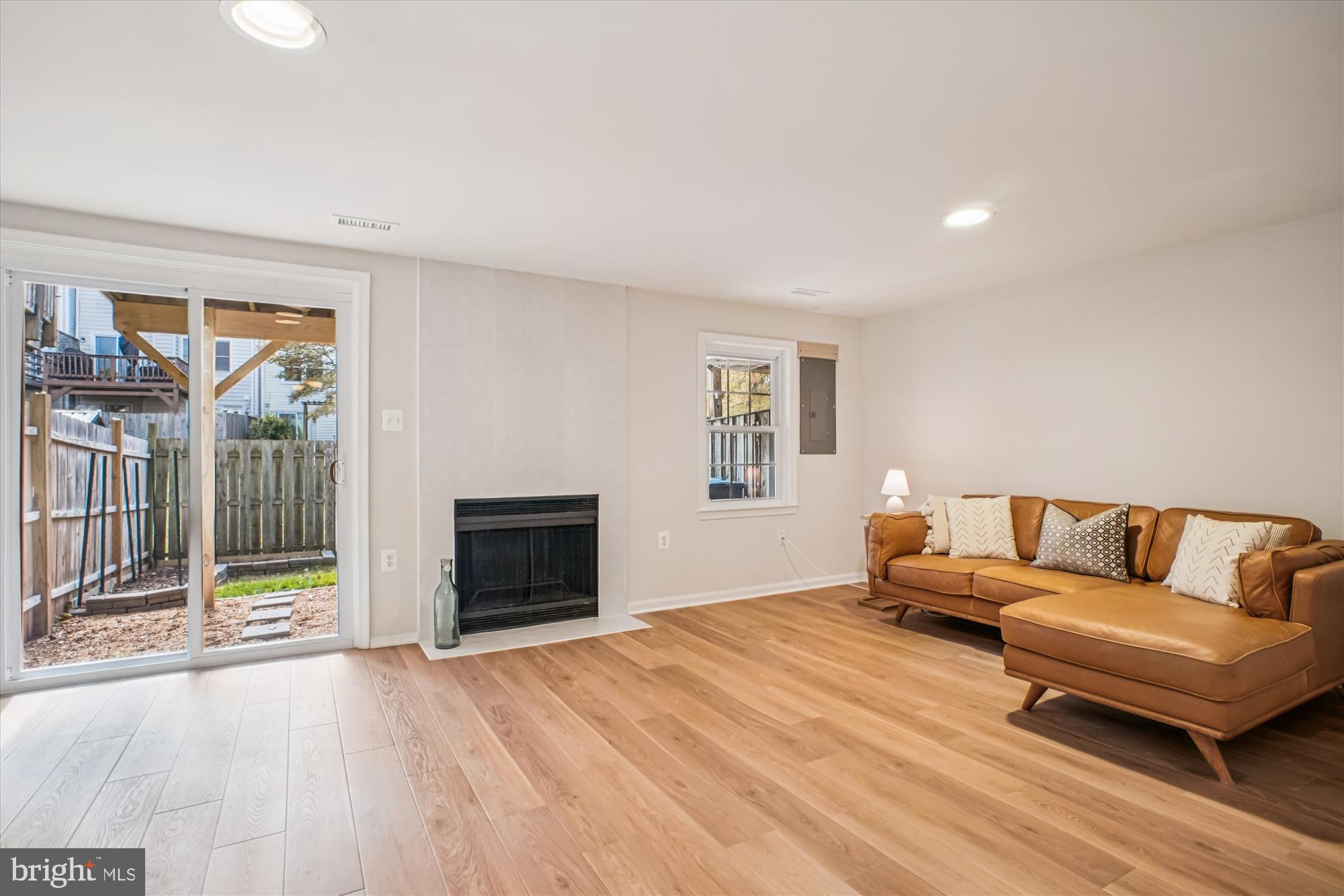 SULLY STATION - Residential