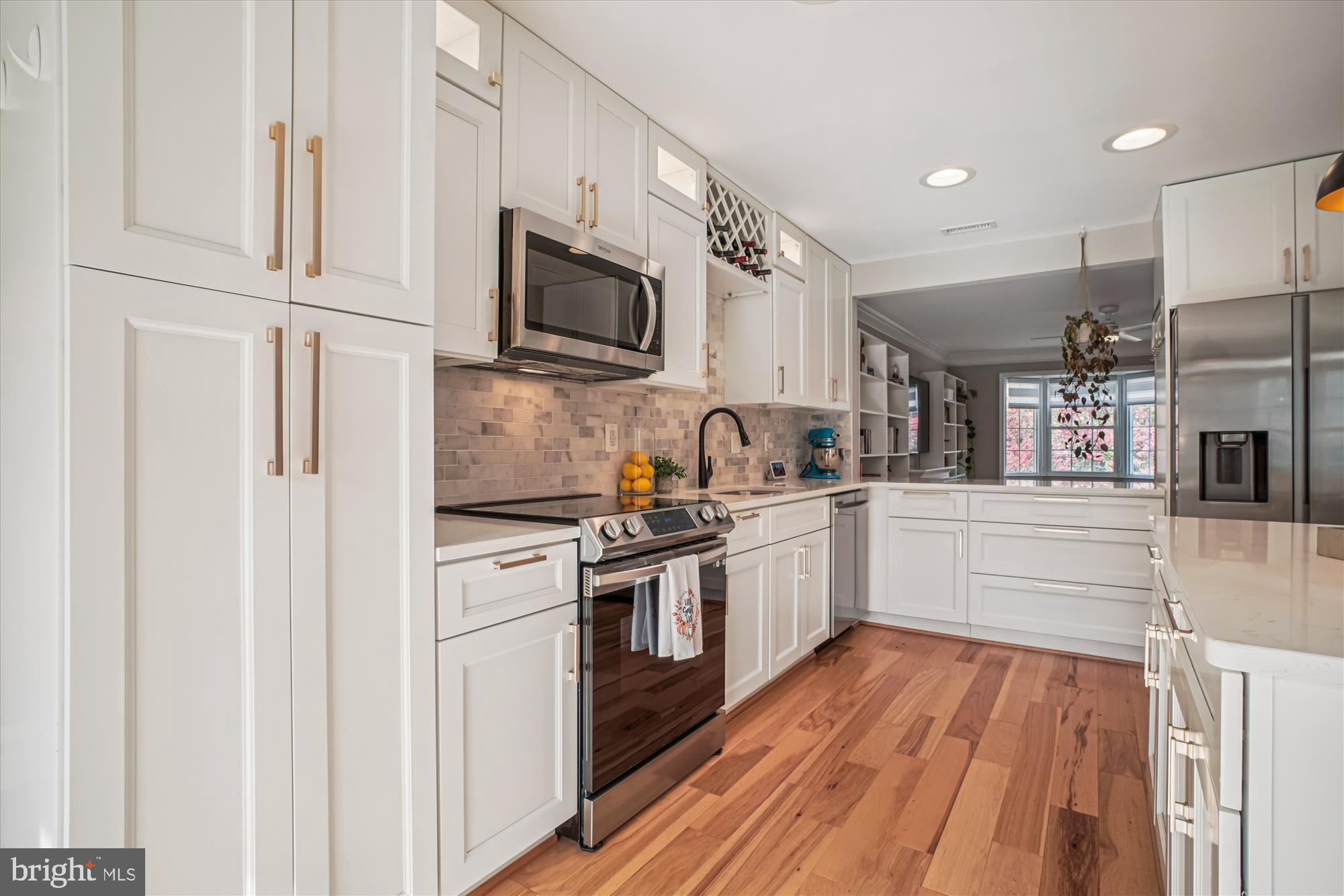 SULLY STATION - Residential