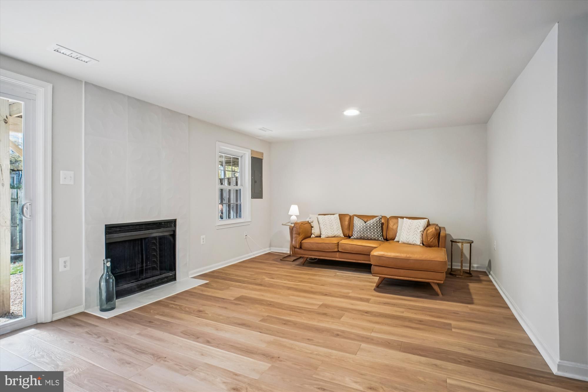 SULLY STATION - Residential