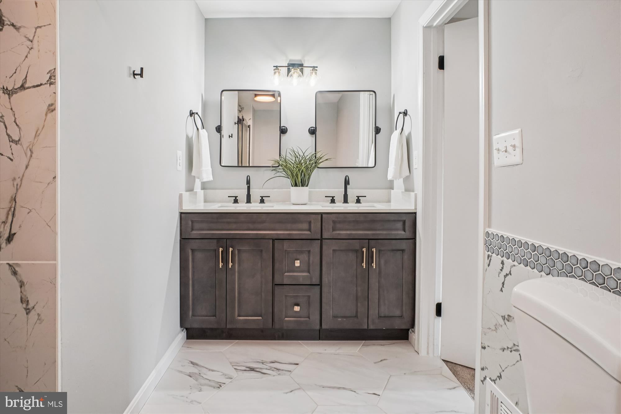 SULLY STATION - Residential