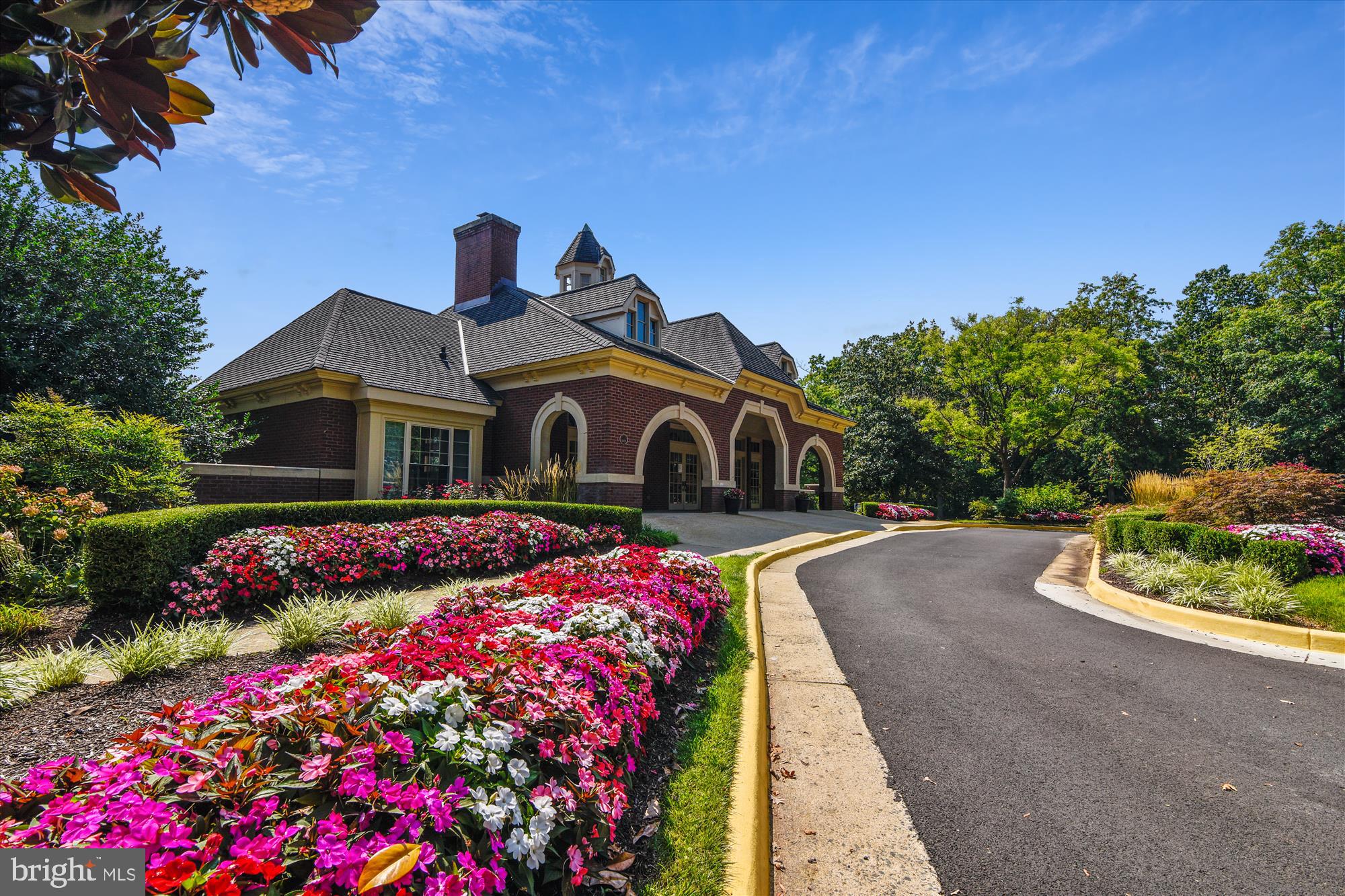 SULLY STATION - Residential