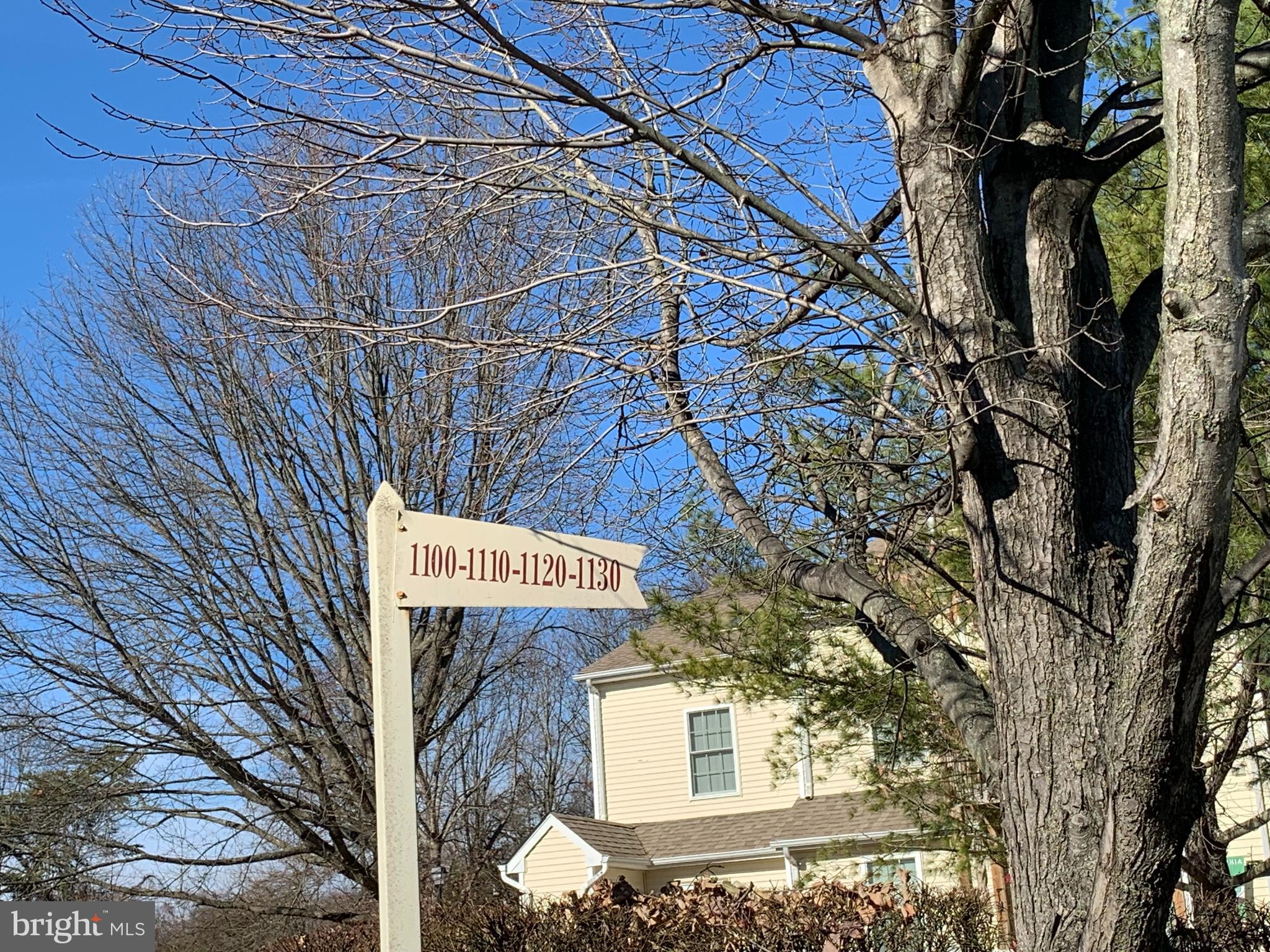 1121 TRISTRAM CIRCLE