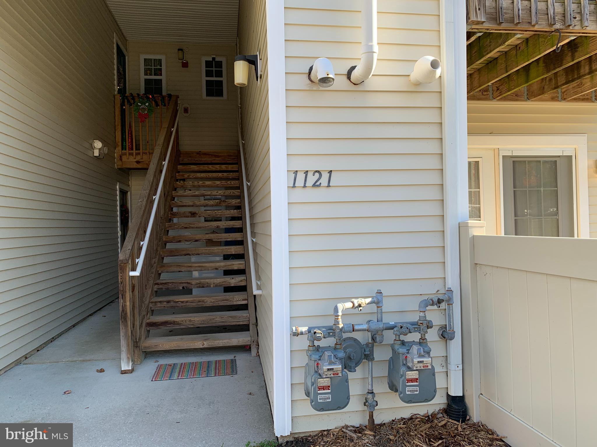 1121 TRISTRAM CIRCLE