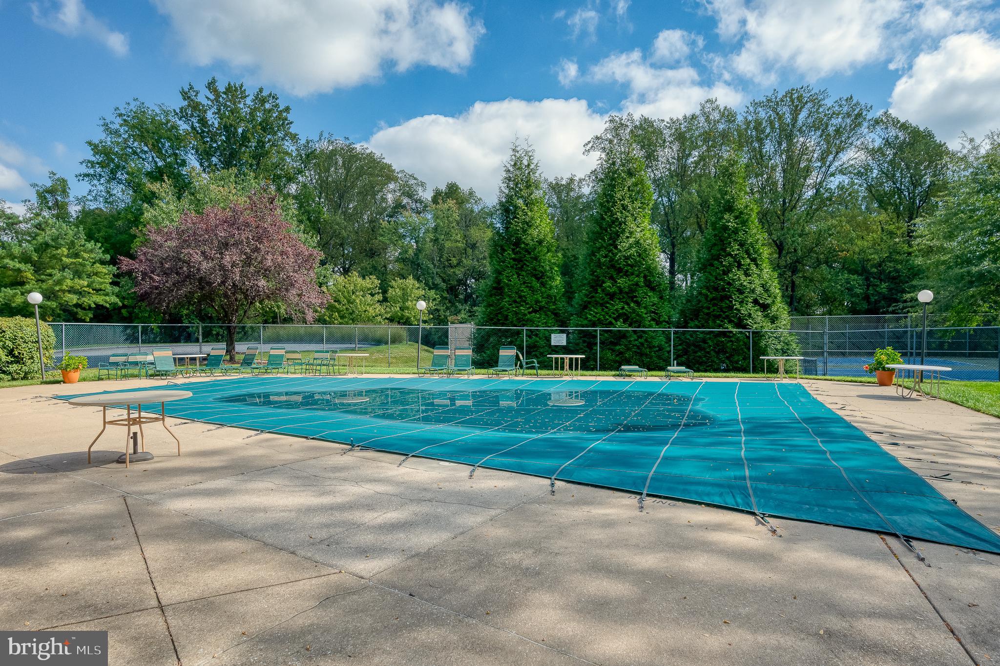 OAKHAMPTON - Residential