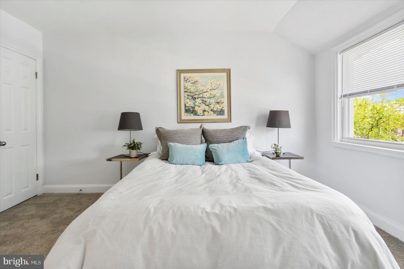 NORTHWOOD - Residential