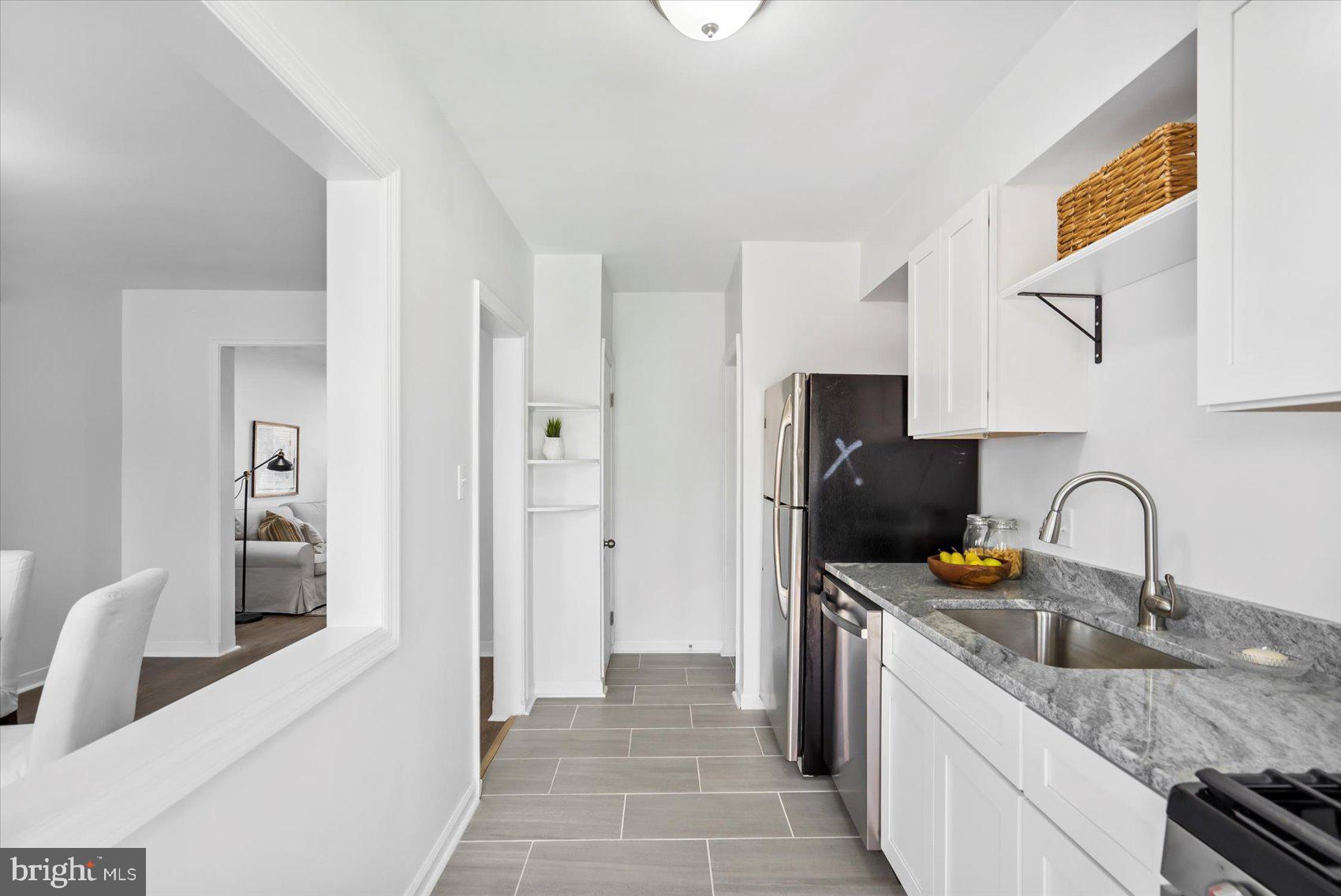 NORTHWOOD - Residential