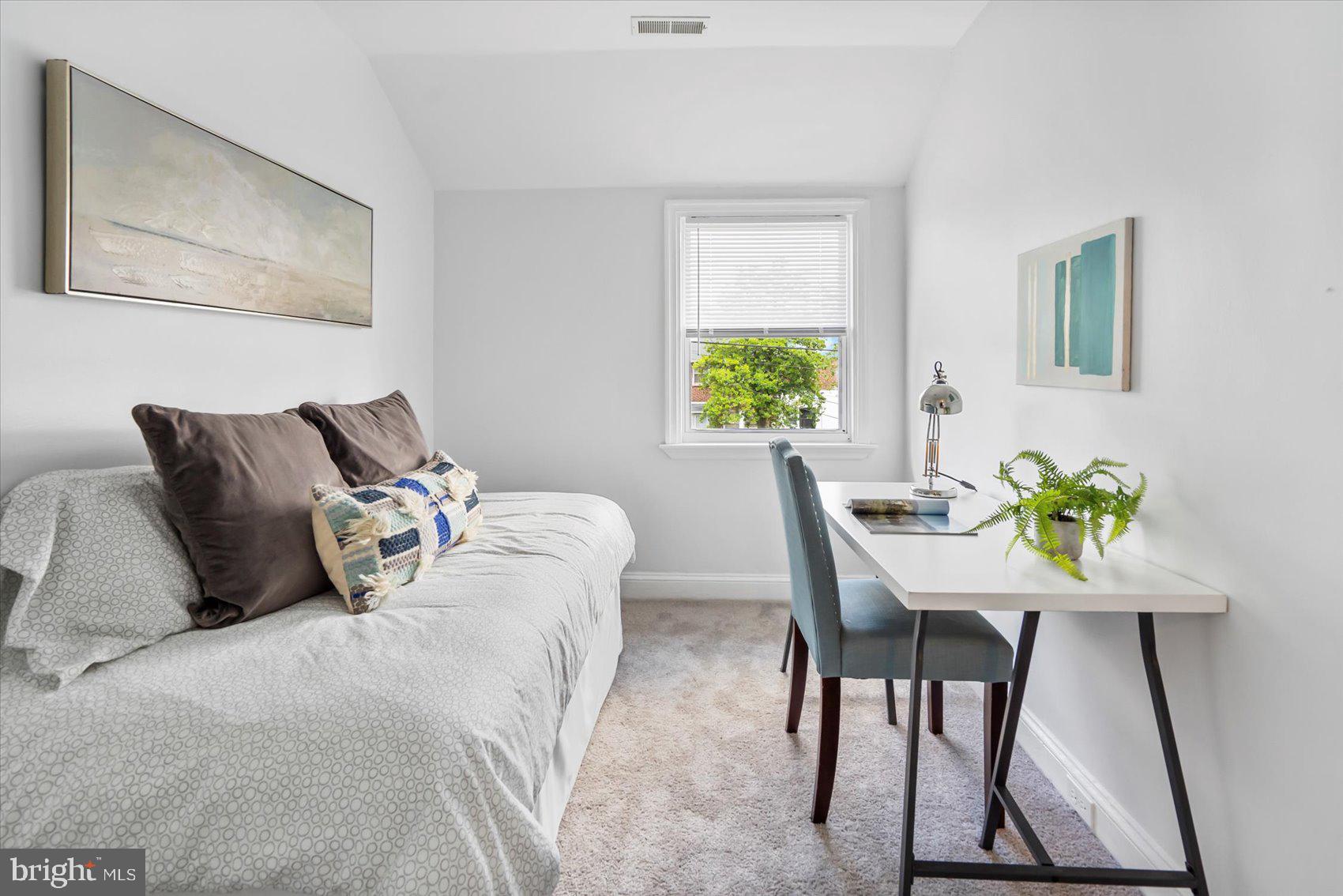 NORTHWOOD - Residential