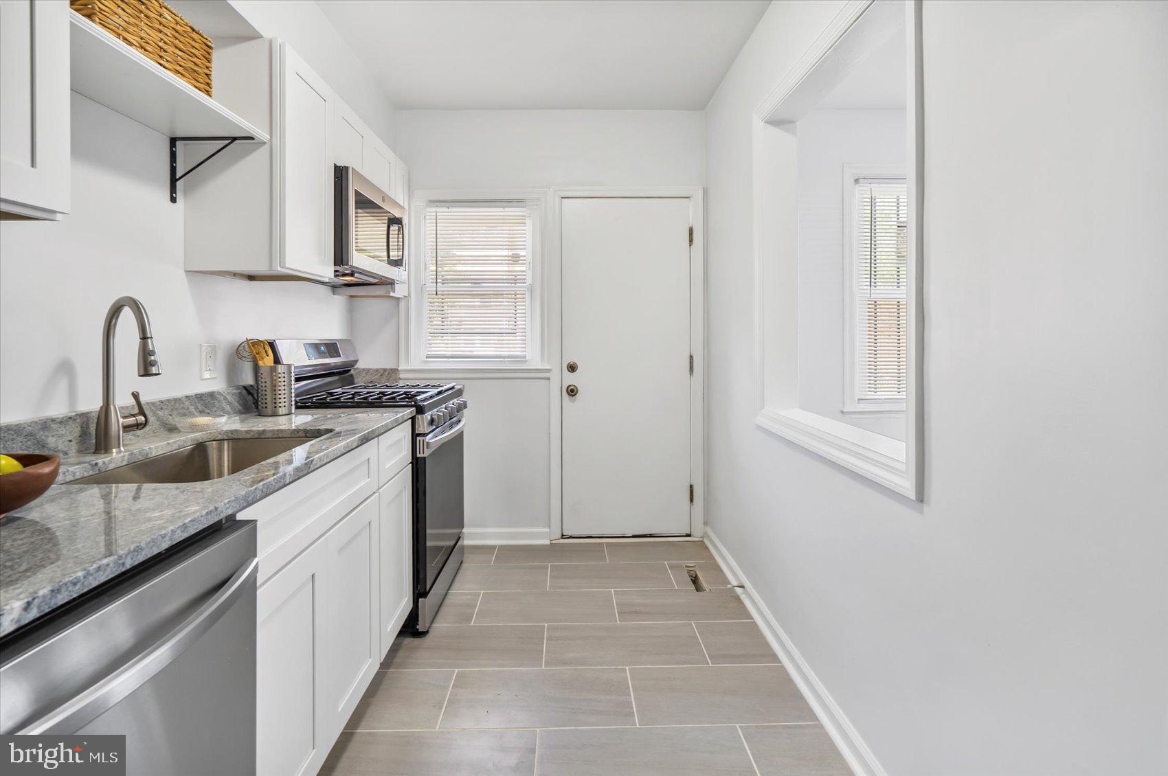 NORTHWOOD - Residential