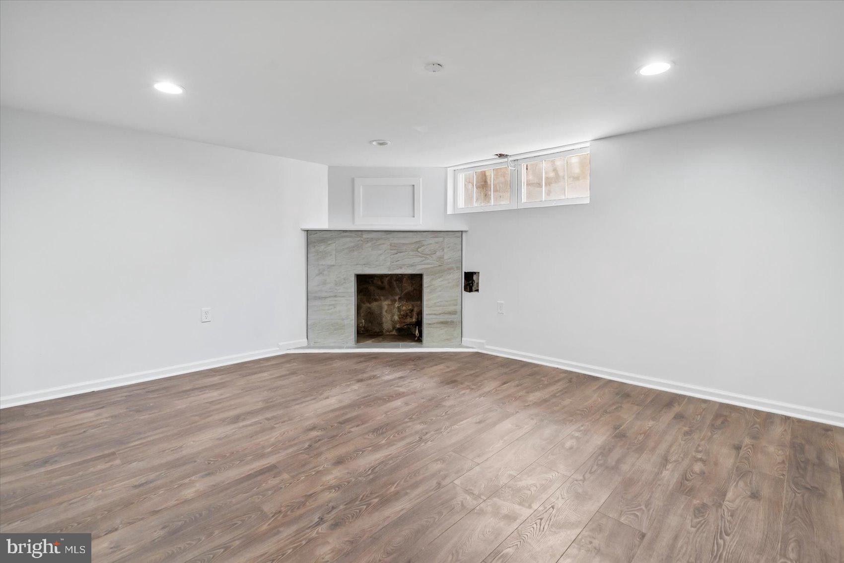 NORTHWOOD - Residential