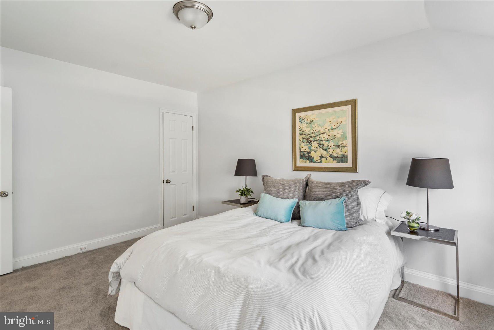 NORTHWOOD - Residential