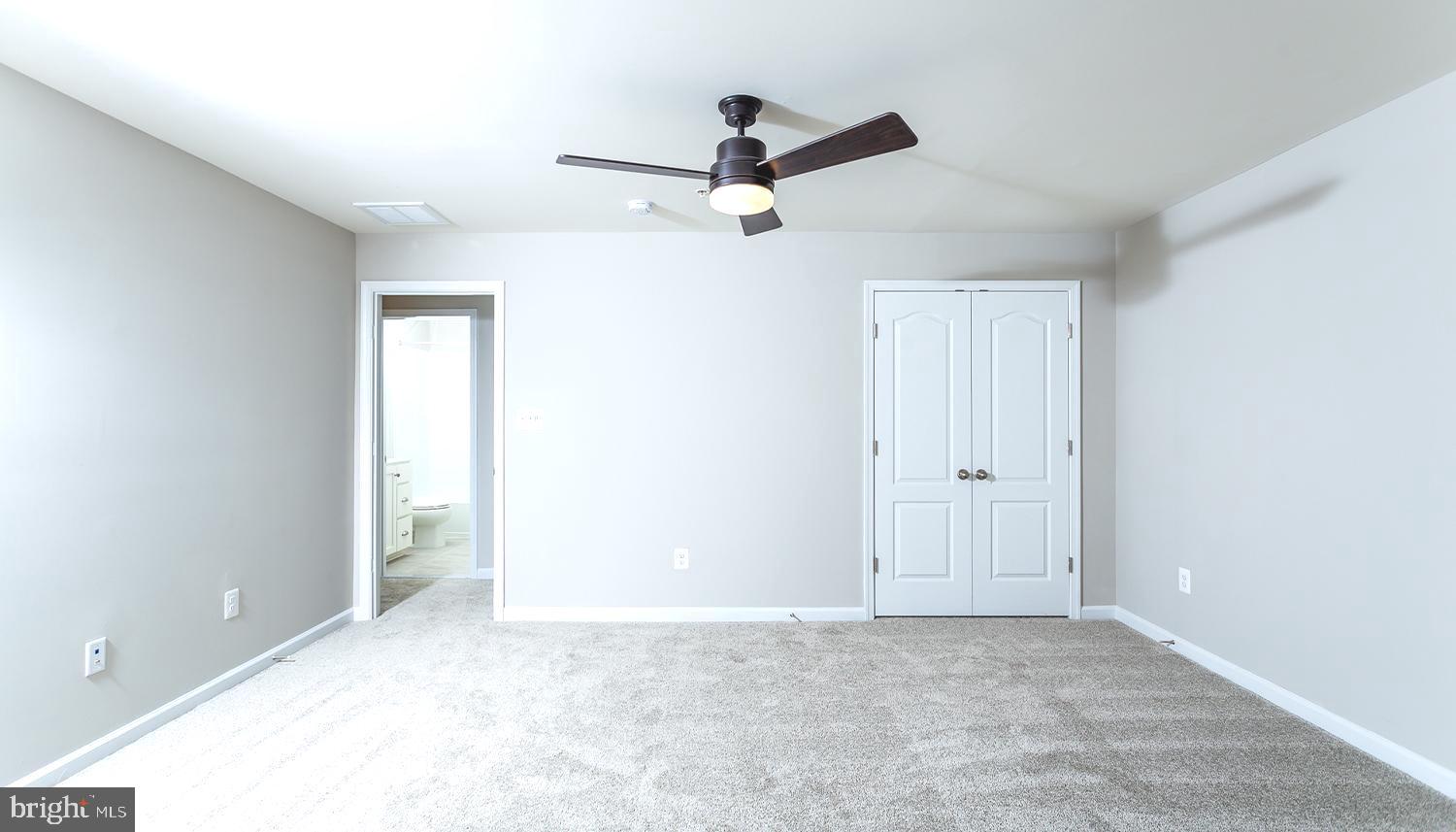 ROSEHILL MANOR - Residential