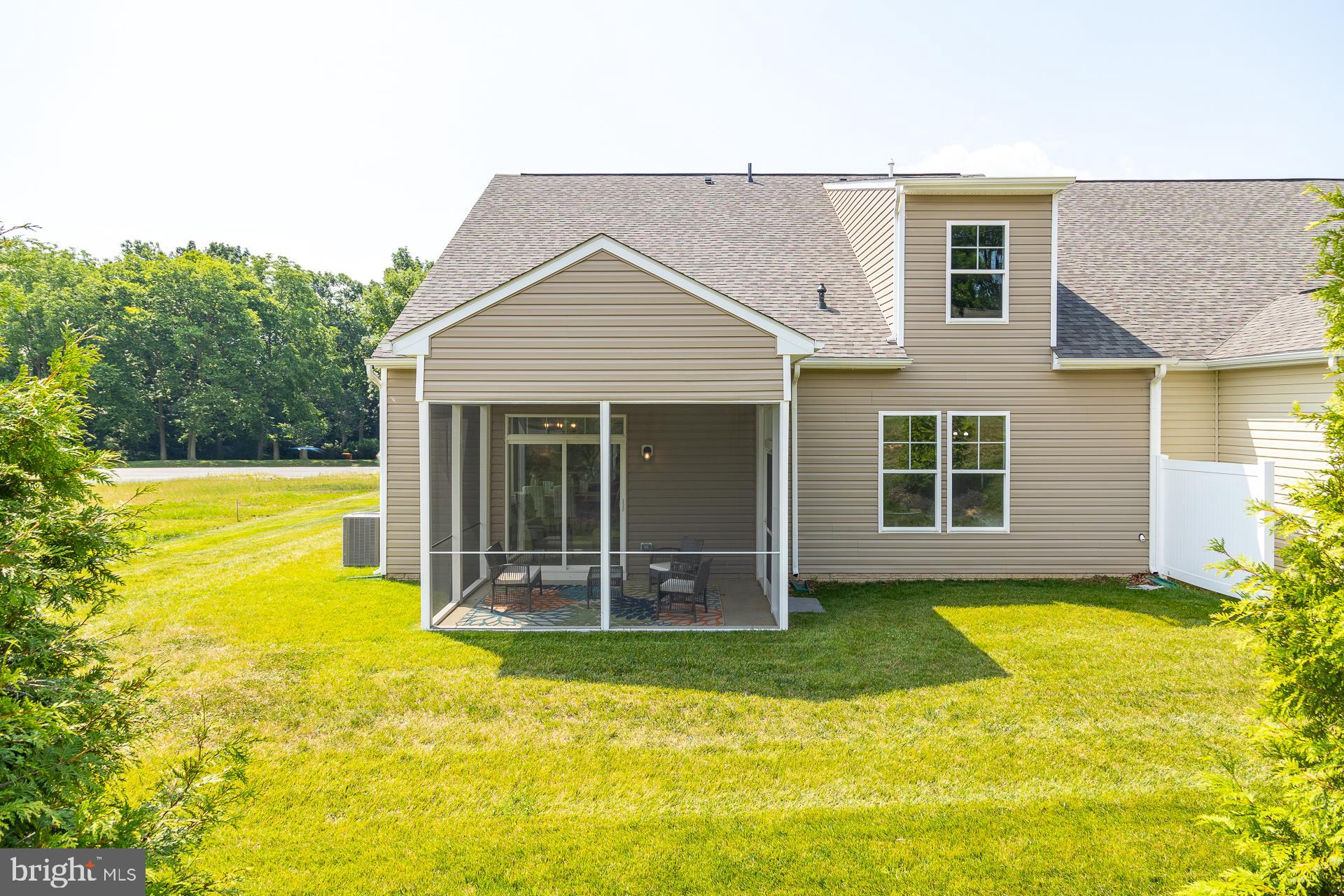 ROSEHILL MANOR - Residential