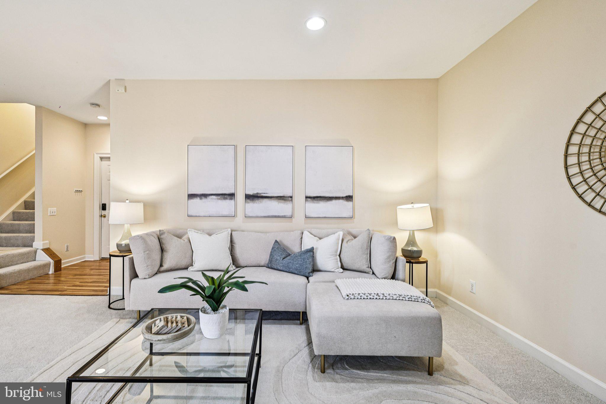 COUNTRY CREEK - Residential