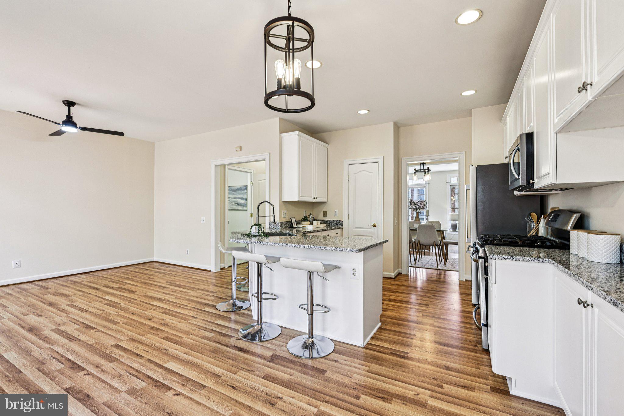 COUNTRY CREEK - Residential