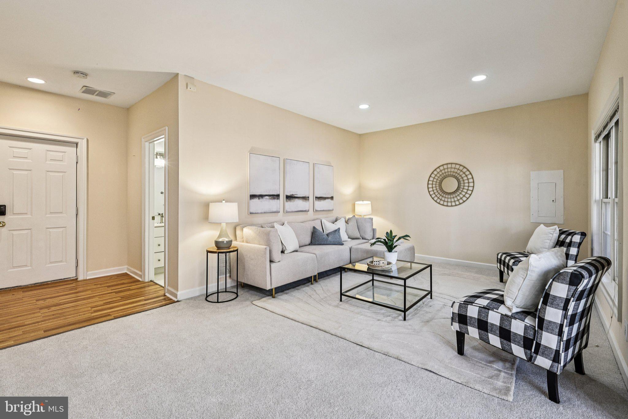 COUNTRY CREEK - Residential