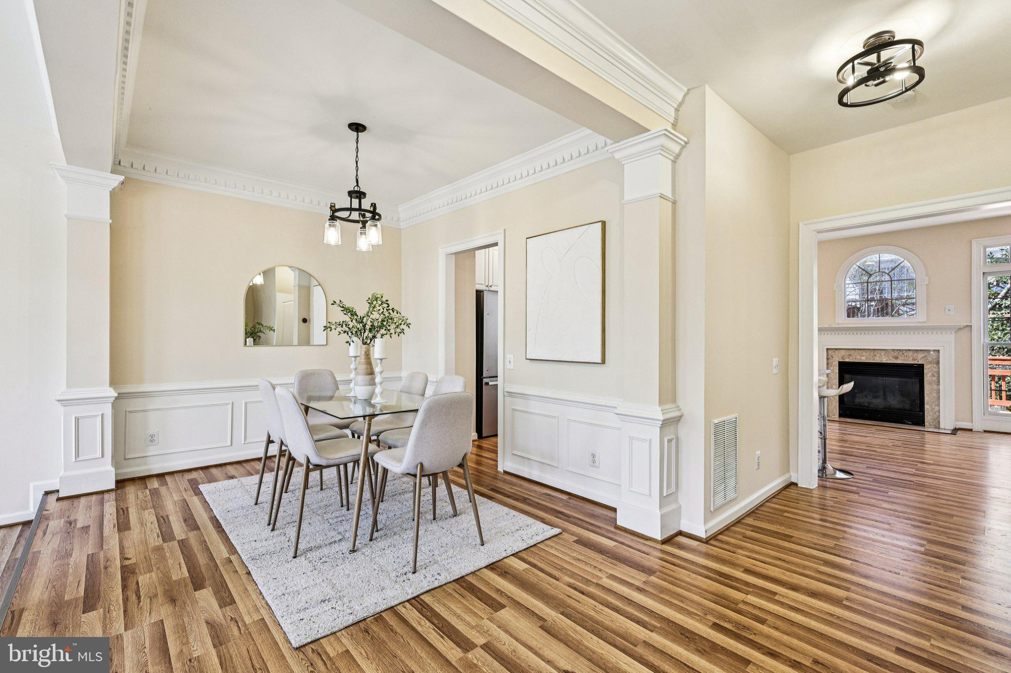 COUNTRY CREEK - Residential