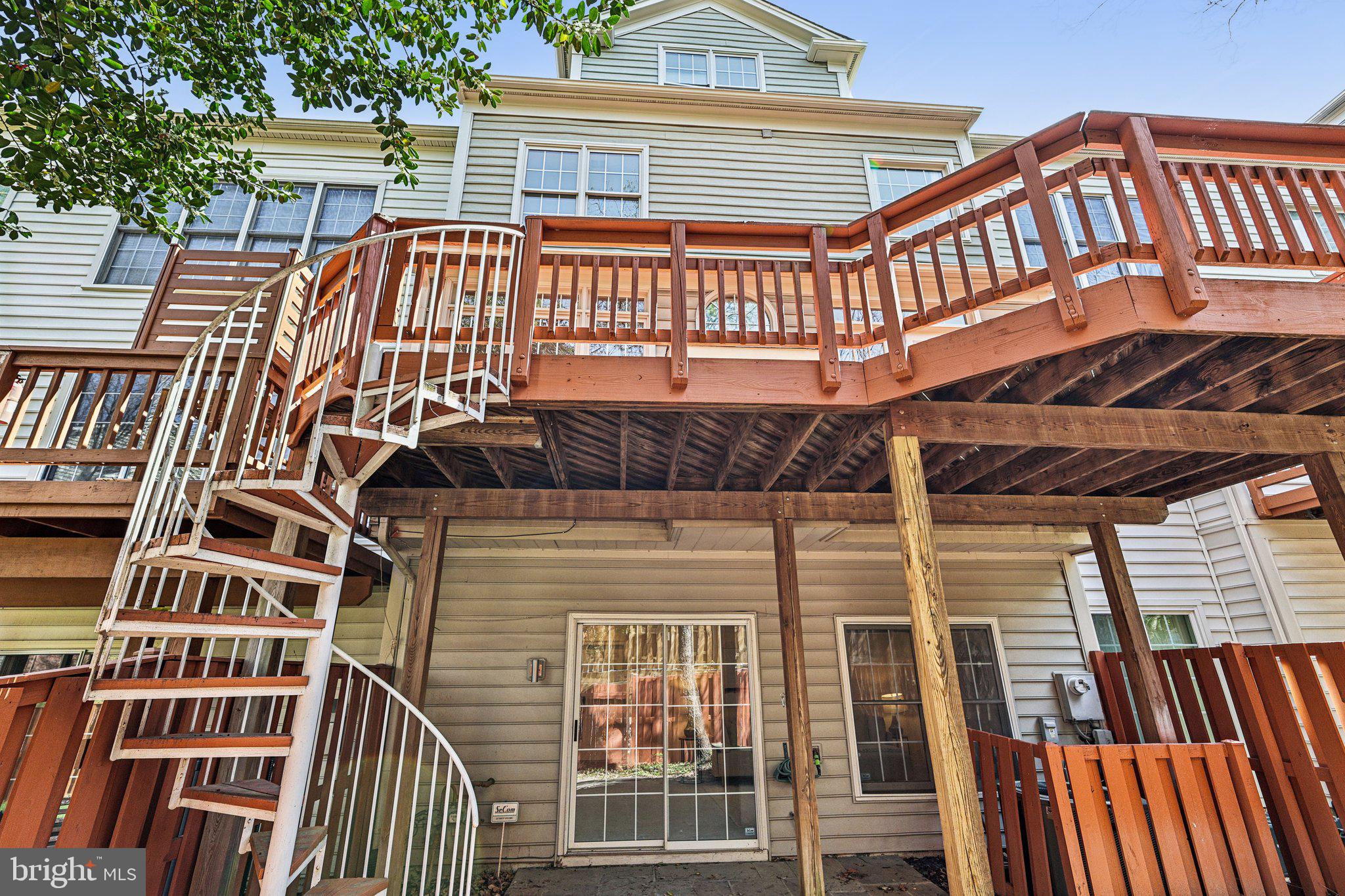 COUNTRY CREEK - Residential