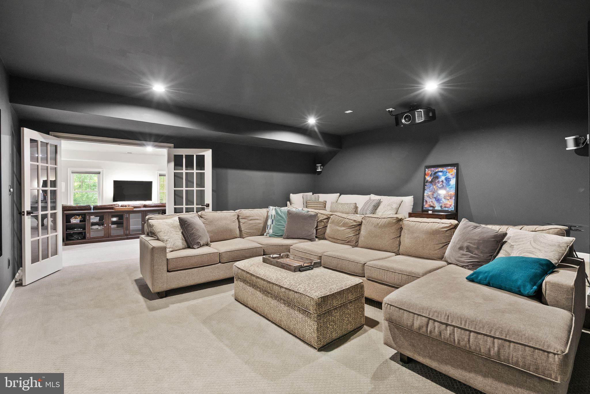 GREENS SOUTH AT WILLOWSF - Residential