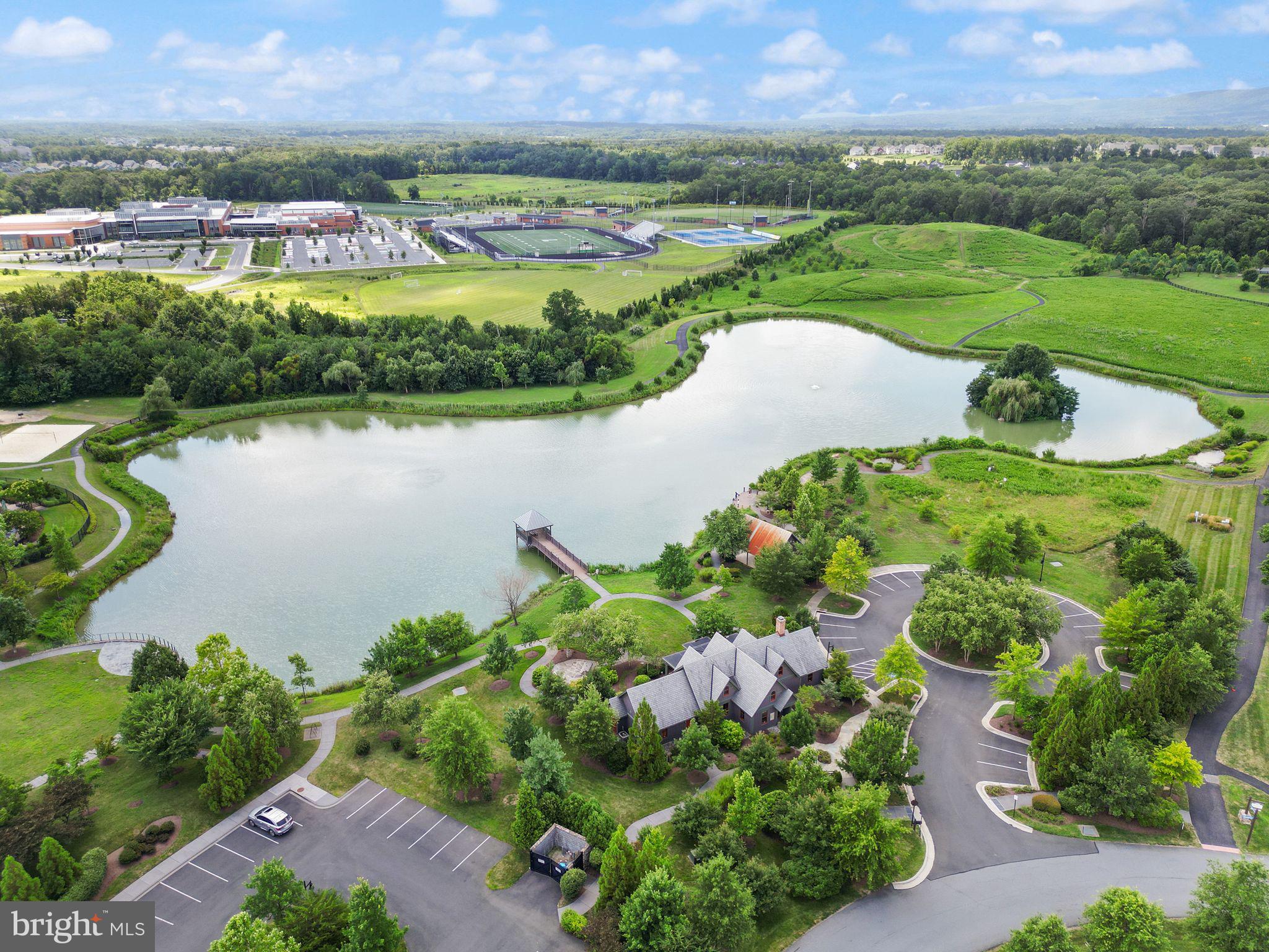 GREENS SOUTH AT WILLOWSF - Residential