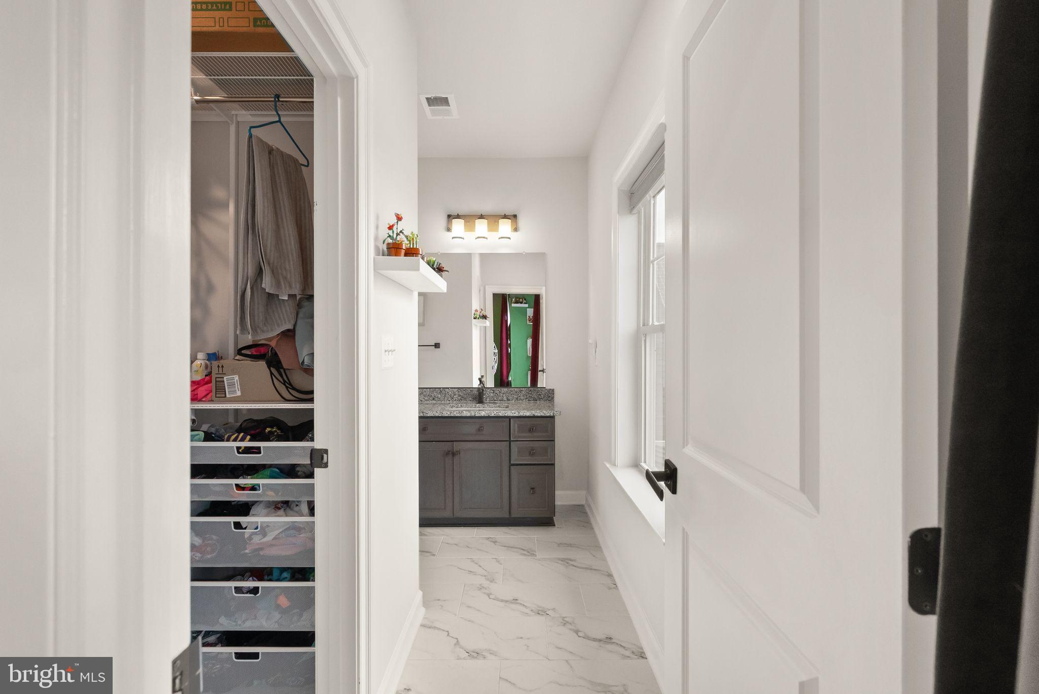 GREENS SOUTH AT WILLOWSF - Residential