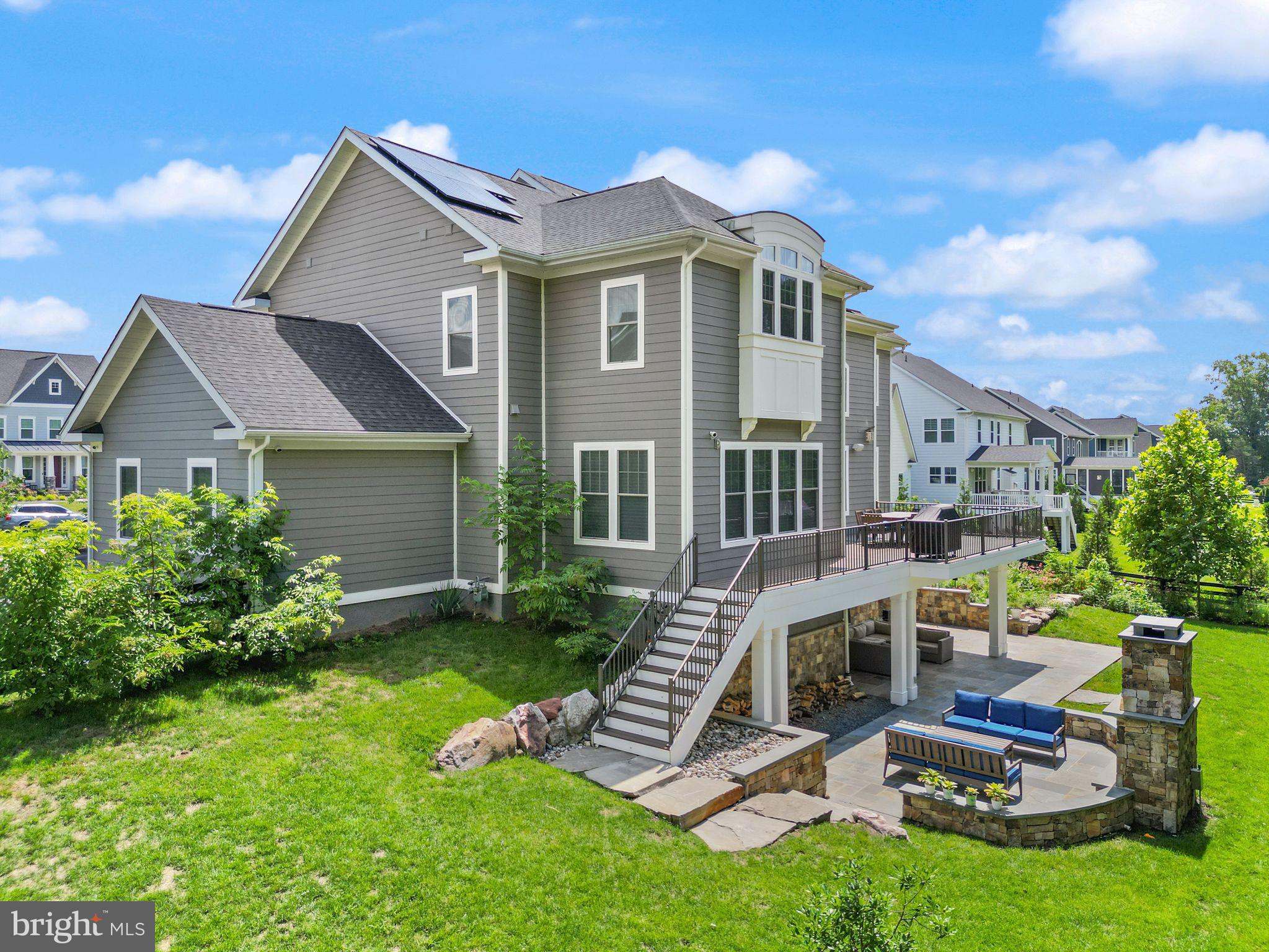 GREENS SOUTH AT WILLOWSF - Residential