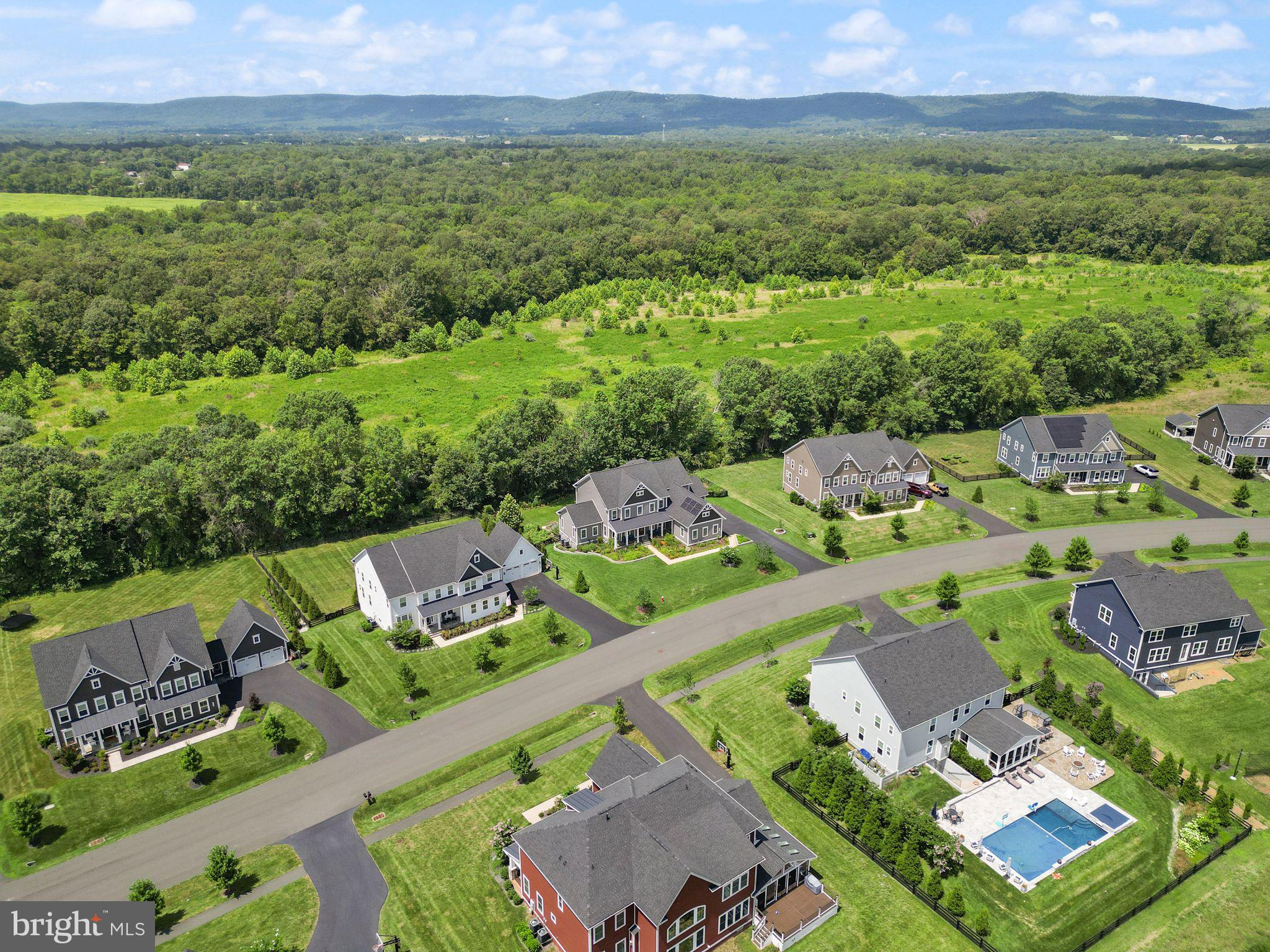 GREENS SOUTH AT WILLOWSF - Residential