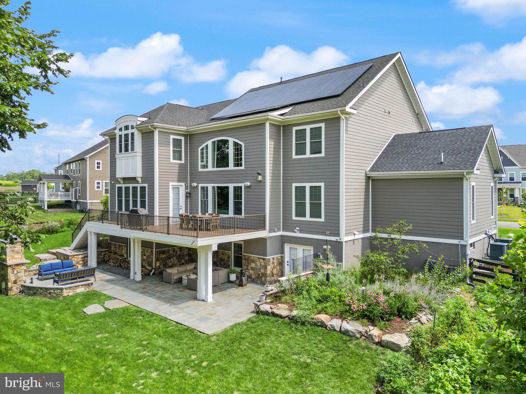 GREENS SOUTH AT WILLOWSF - Residential