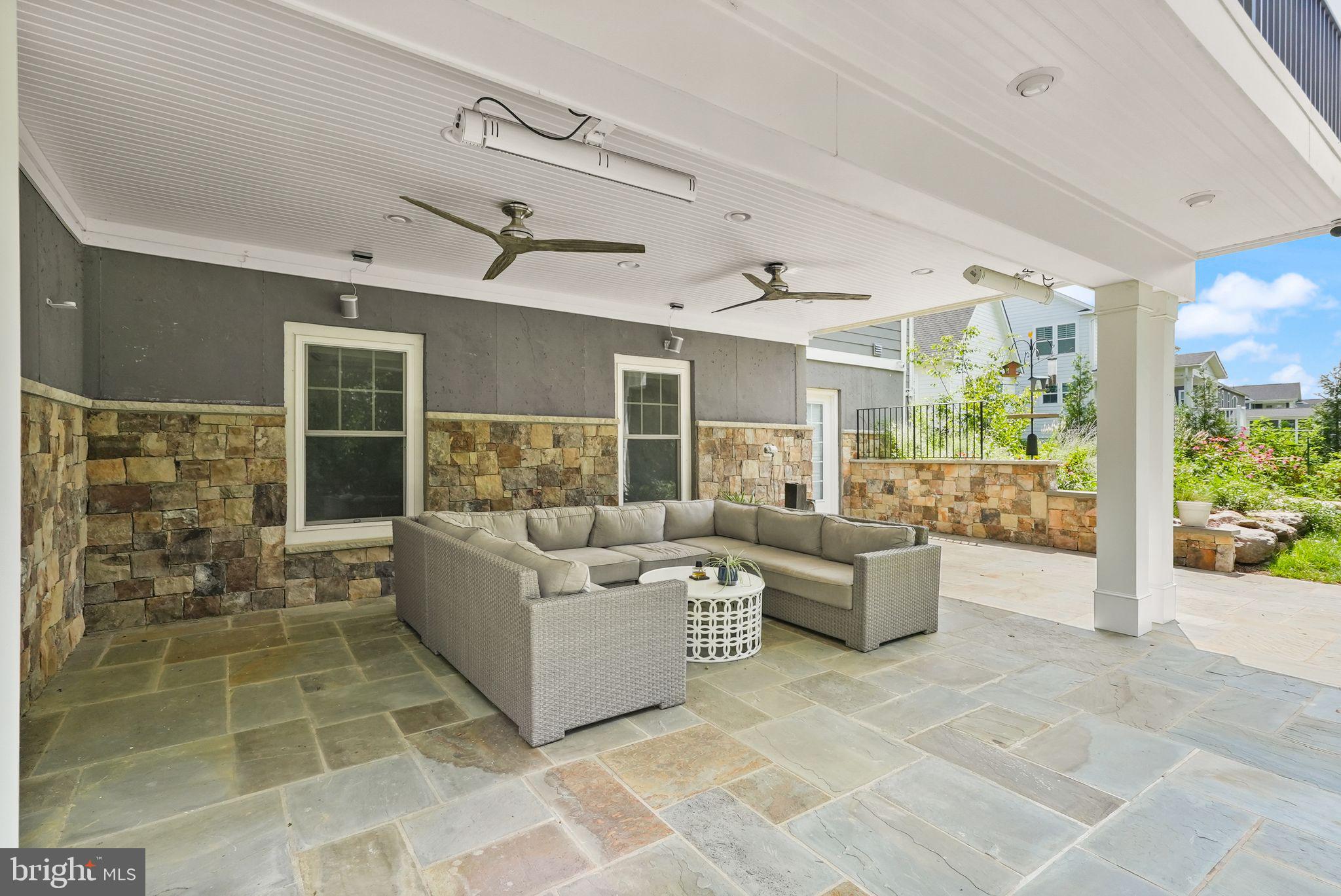 GREENS SOUTH AT WILLOWSF - Residential